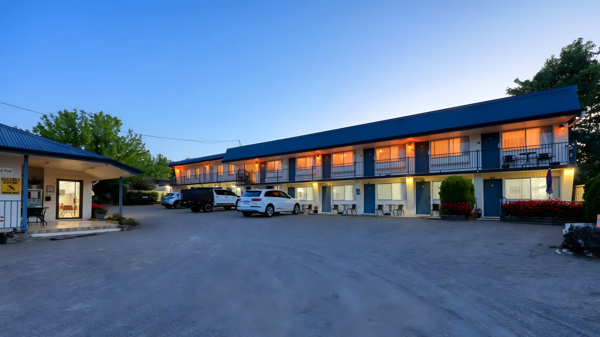 Tumut Farrington motel
