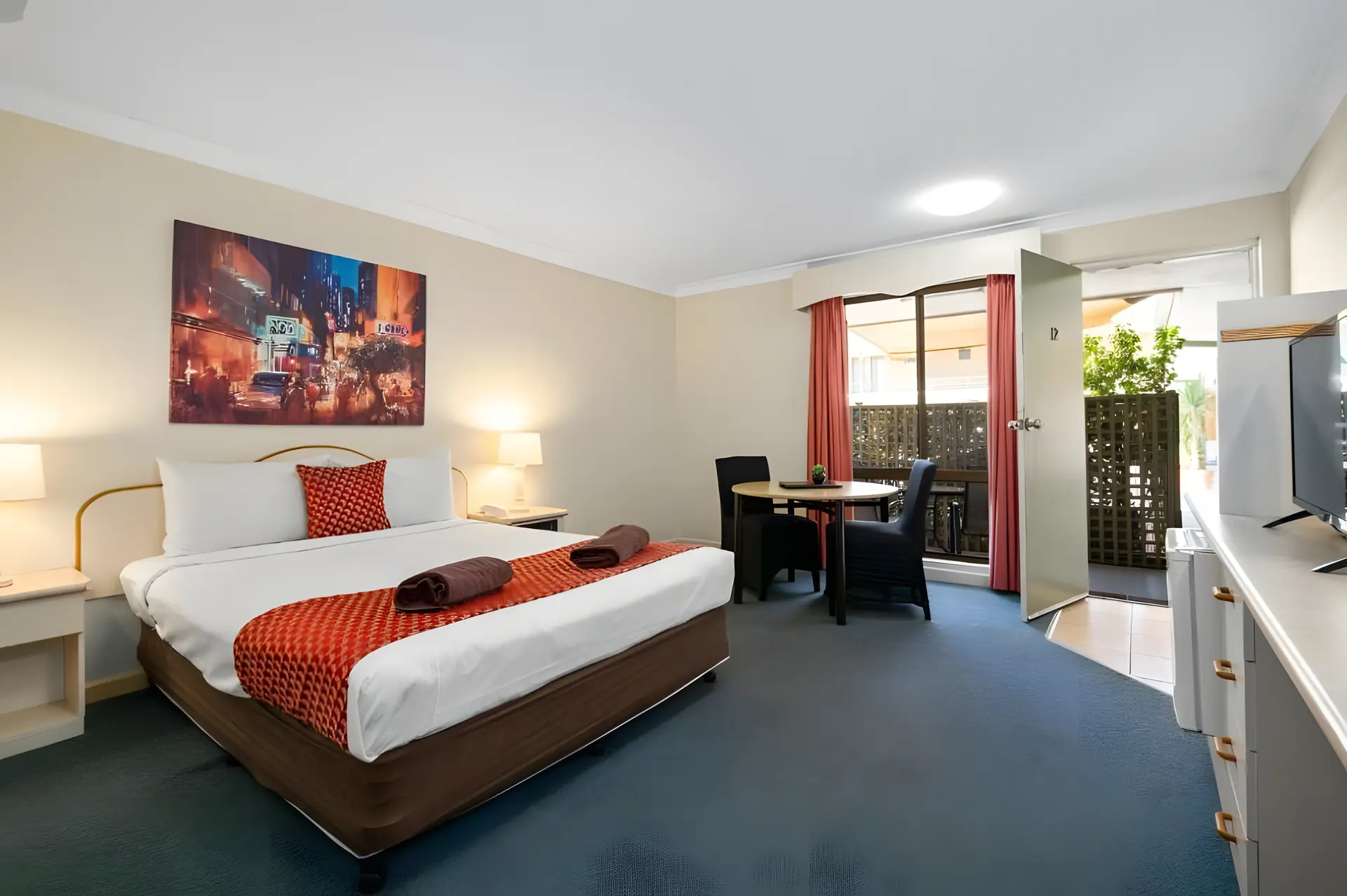Superior Queen Room