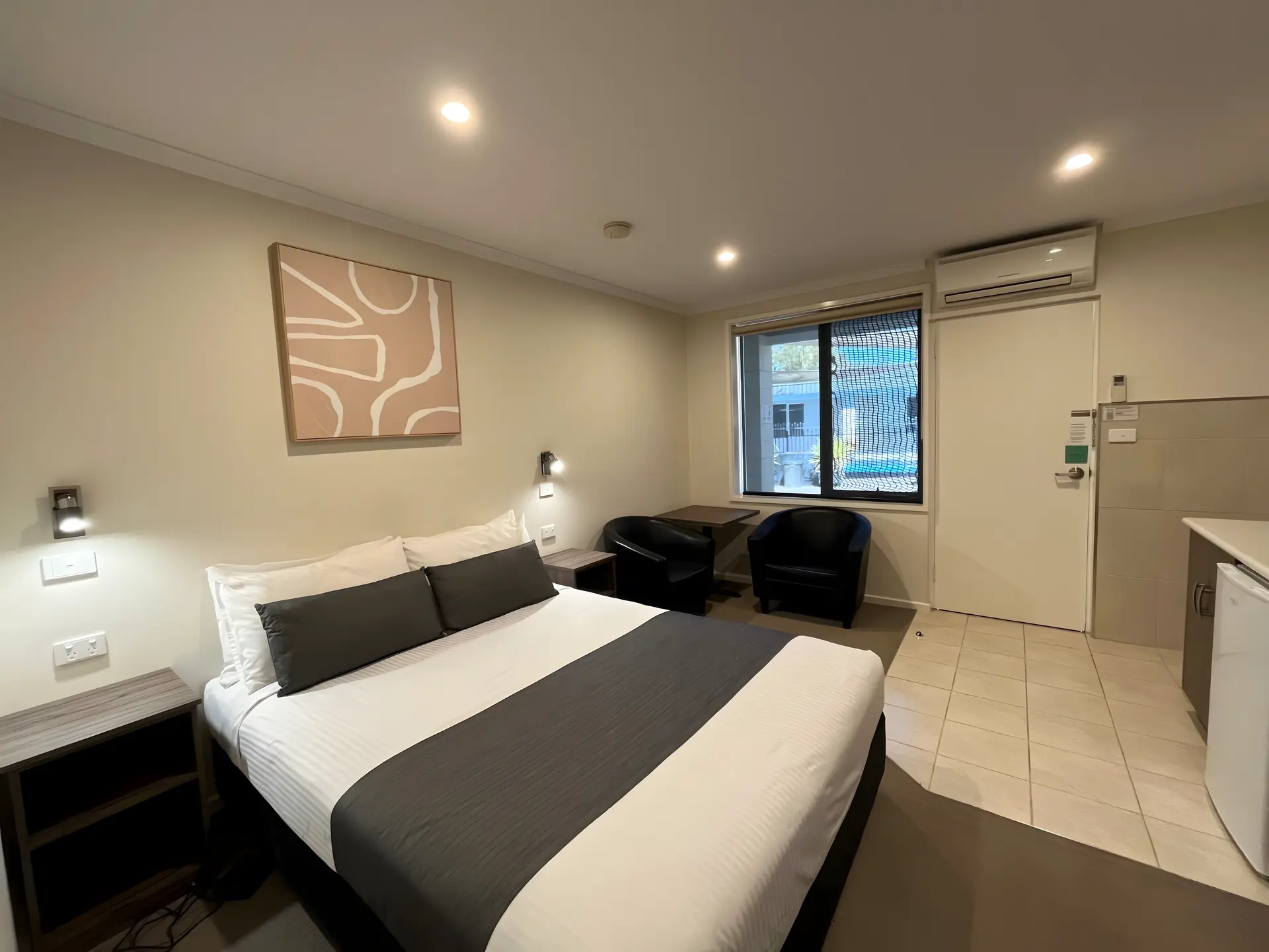 Superior Deluxe Queen Room