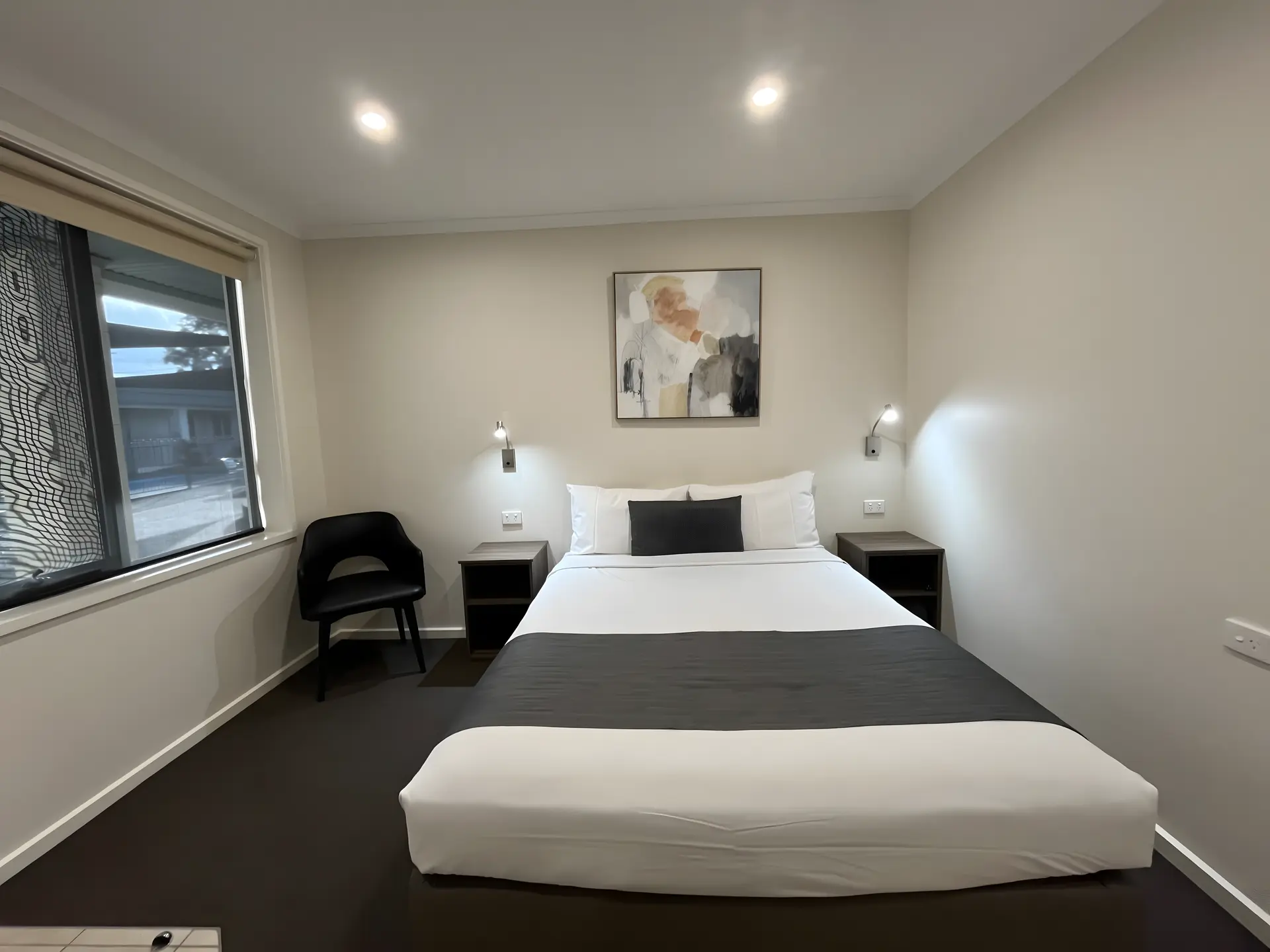 Superior Deluxe Family Room - 2