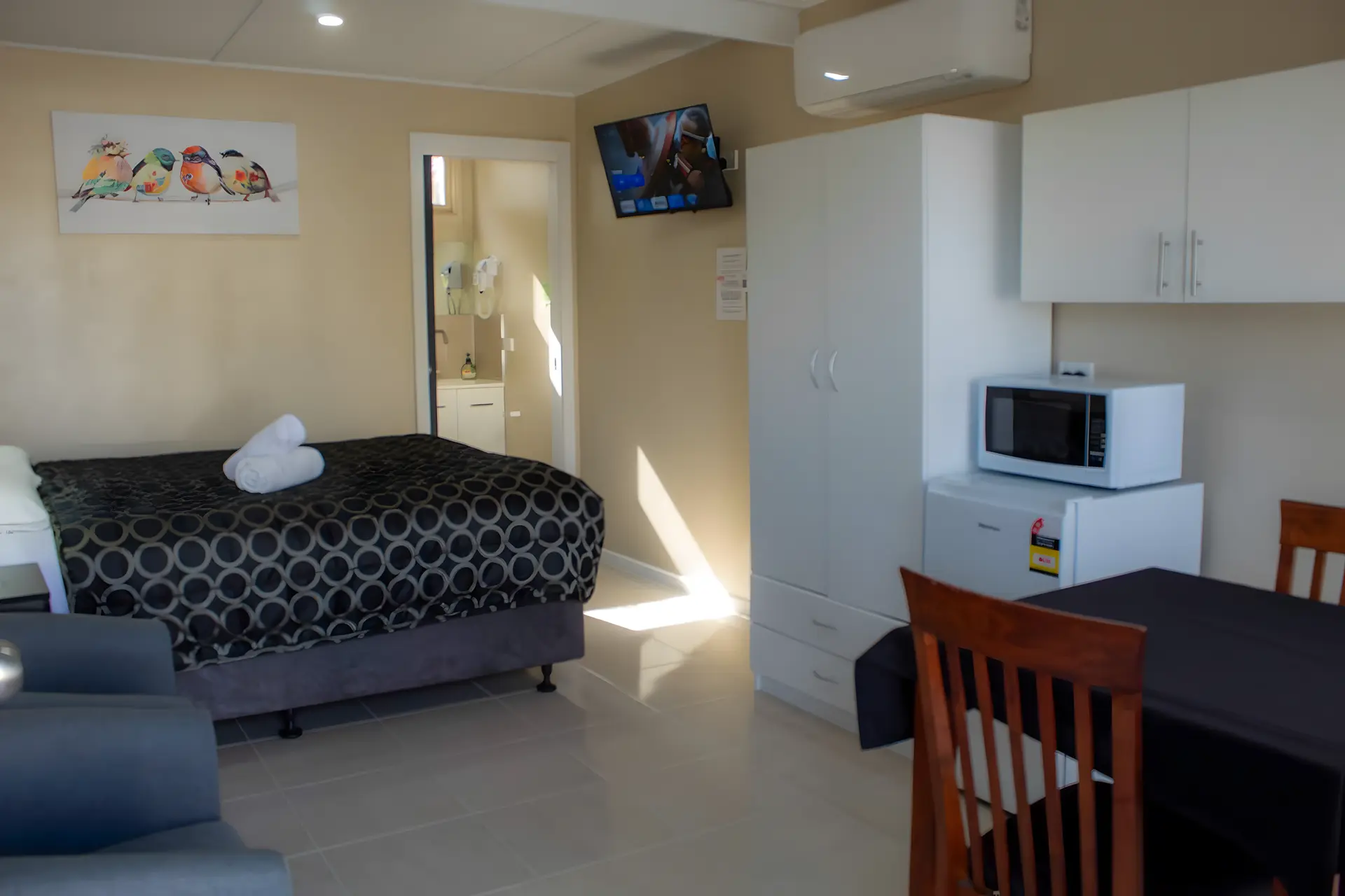 Executive Queen Room