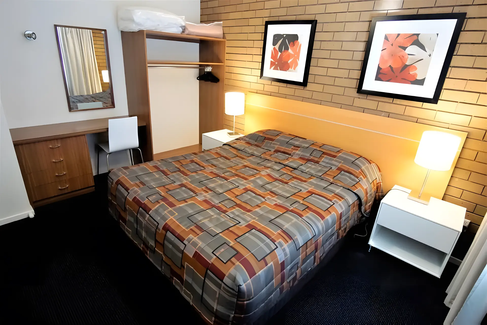 Parkview Motor Inn