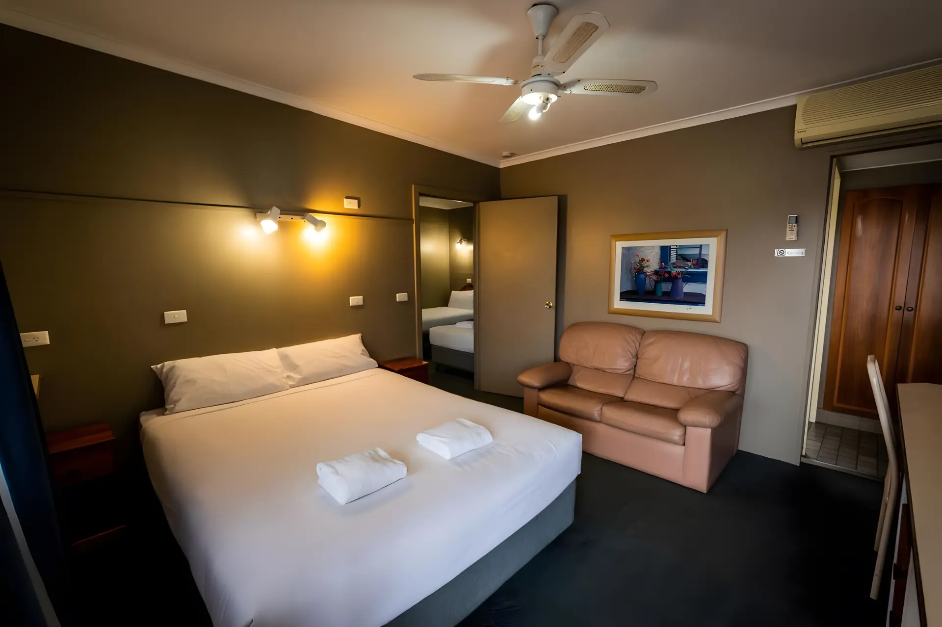 Ardeanal motel