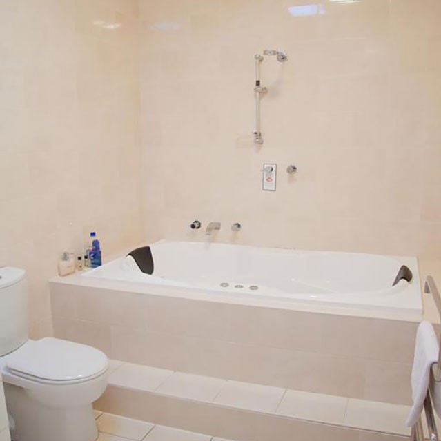 2 bedroom Silo Suite