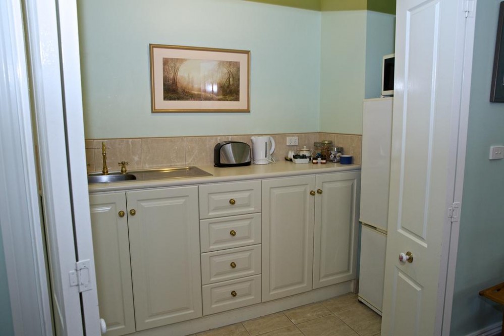 Summer Apartment Getaway