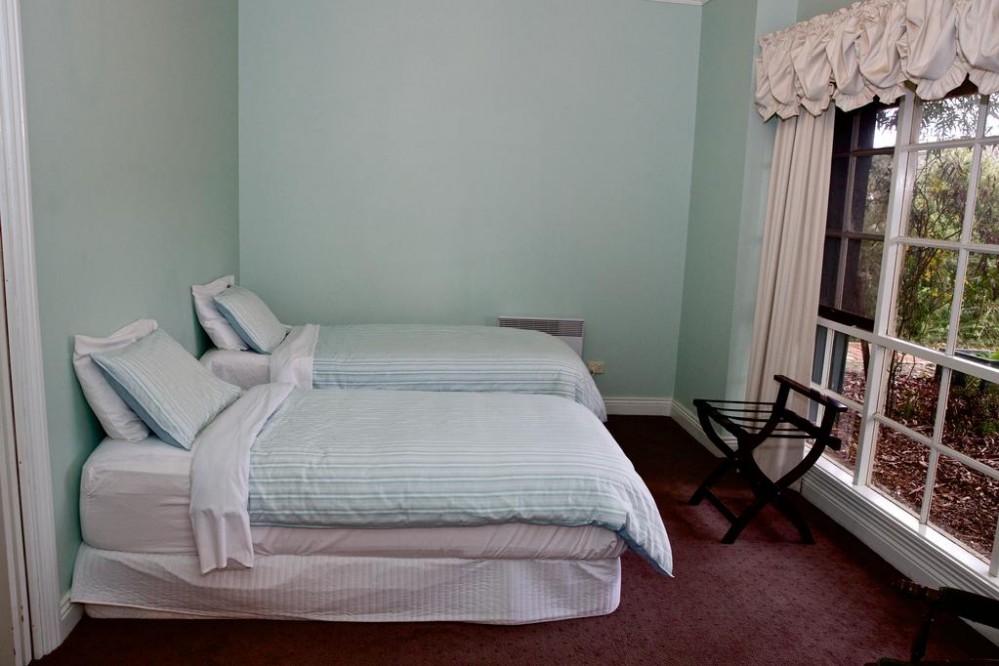 Summer Apartment Getaway