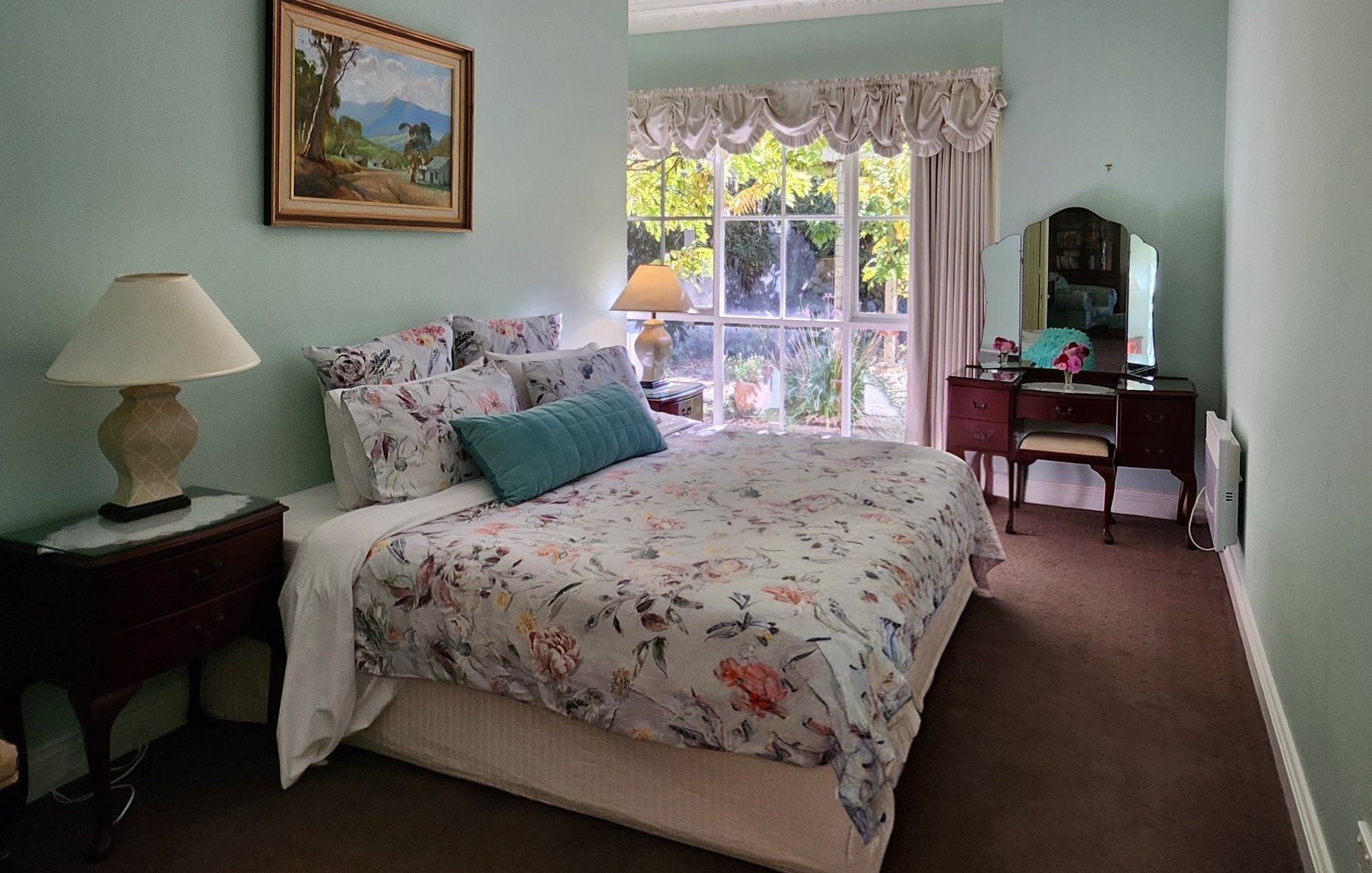 Summer Apartment Getaway