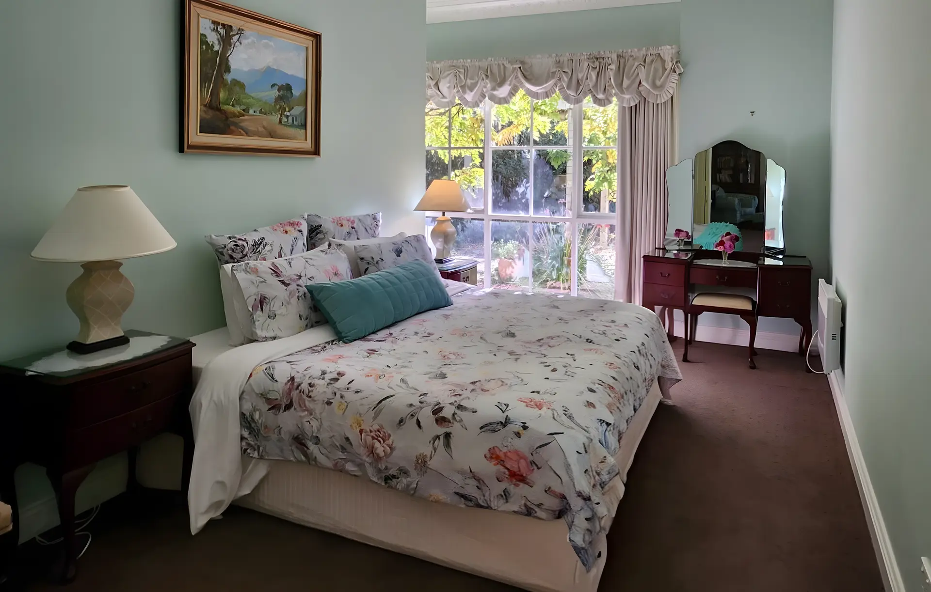 Summer Apartment Getaway