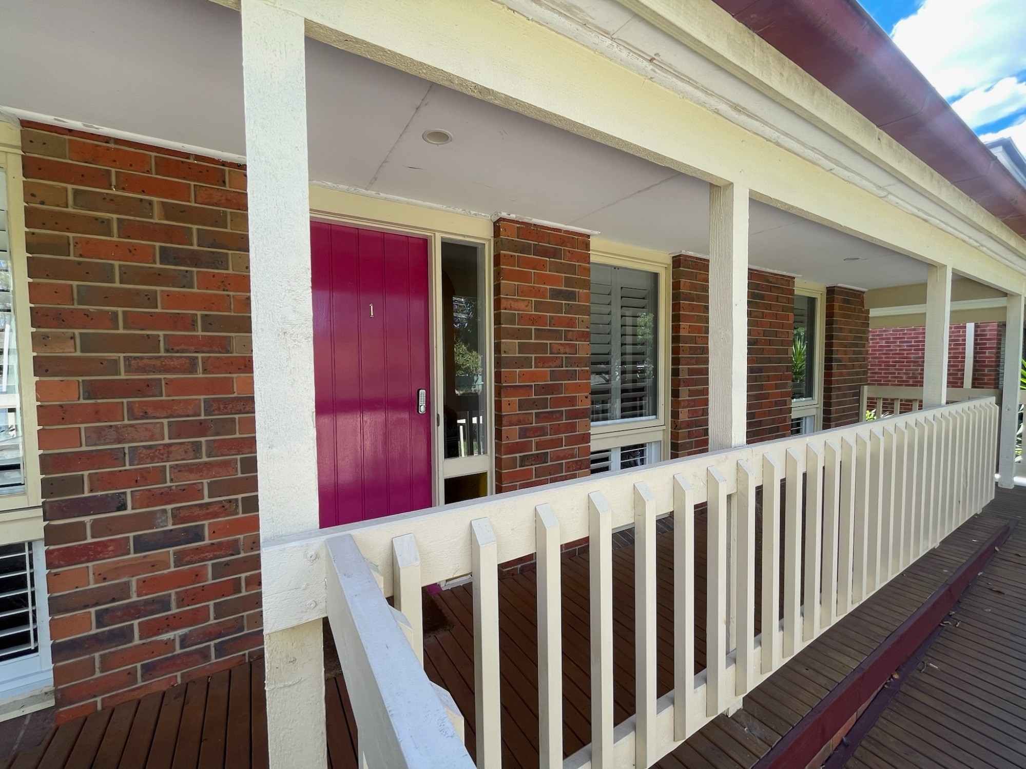 Unit 1 Racecourse Place Yarra Glen