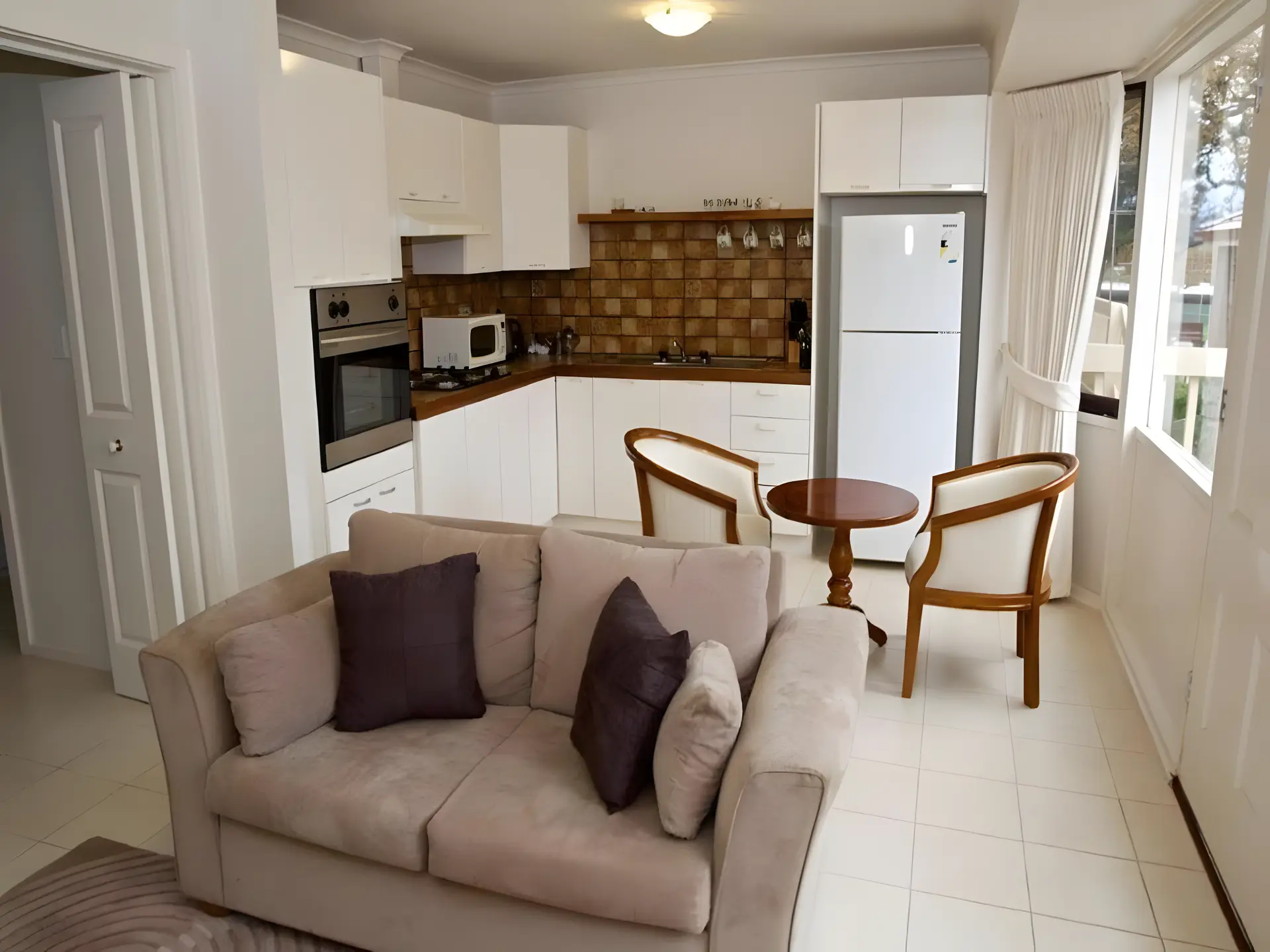 Unit 3 King Spa 1 Bedroom