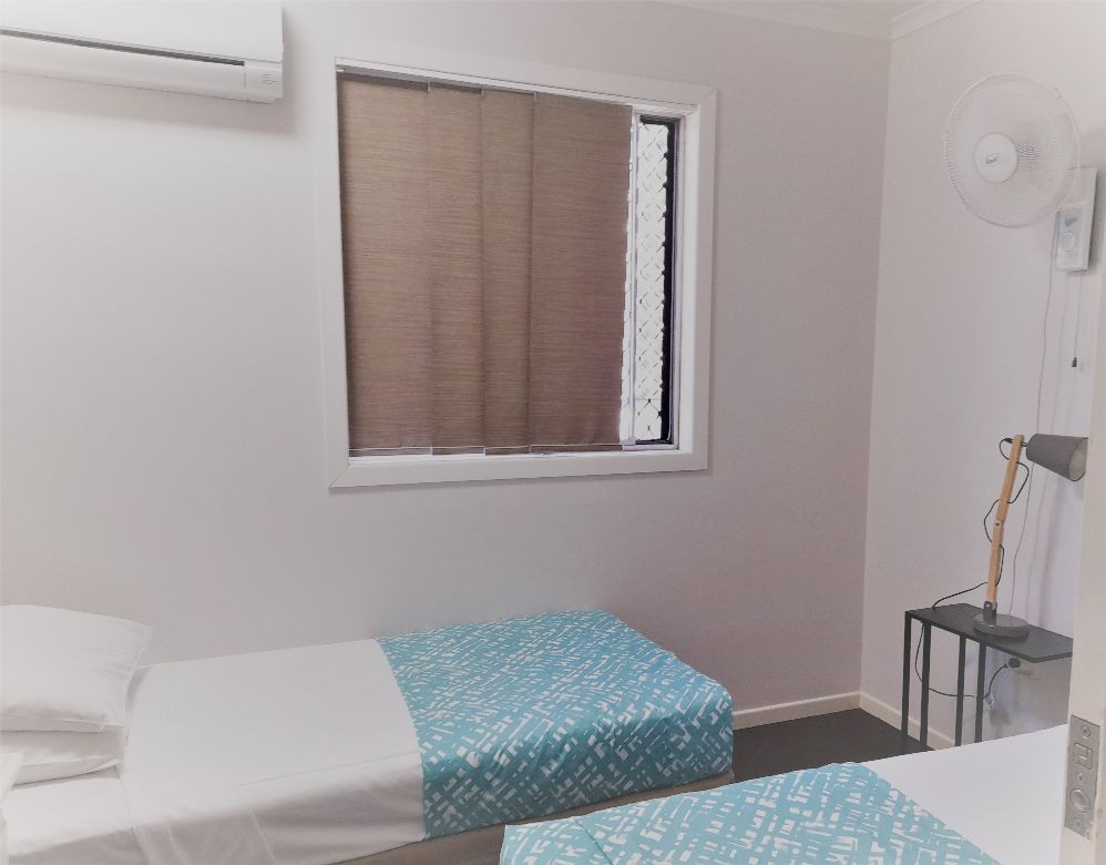 3 Bedroom / 1 Bathroom Poolside