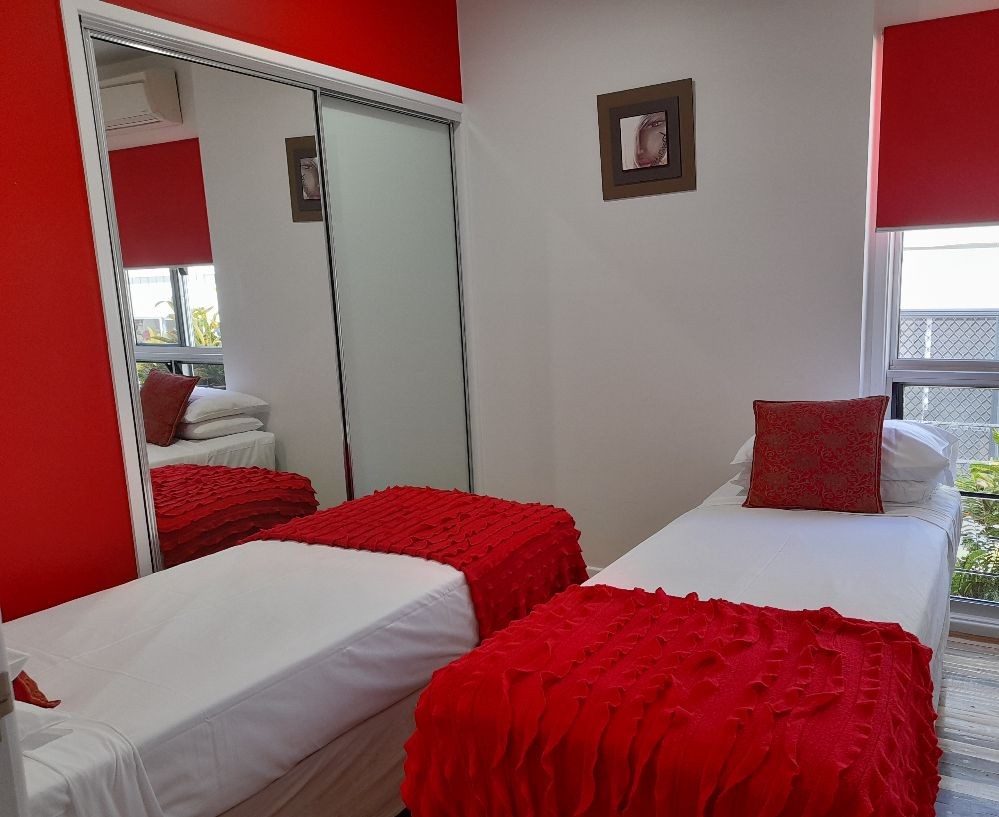 2 Bedroom Superior View 1 Bathroom #7