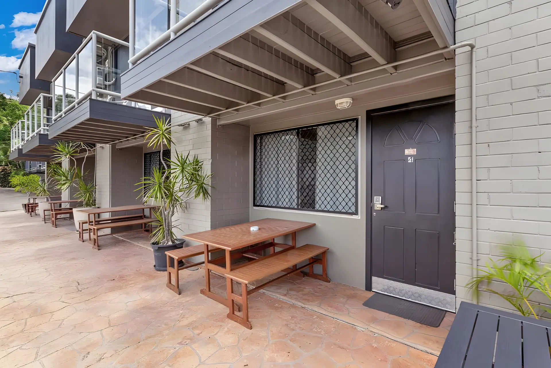 Airlie Beach Lodge
