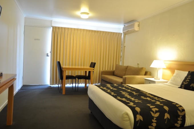 Albury Burvale Motor Inn