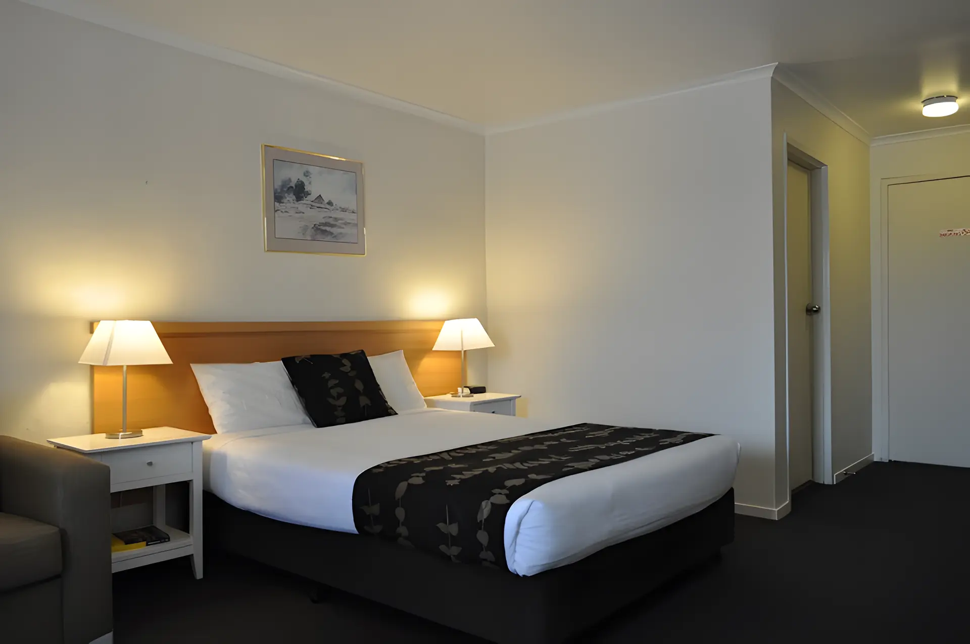 Albury Burvale Motor Inn