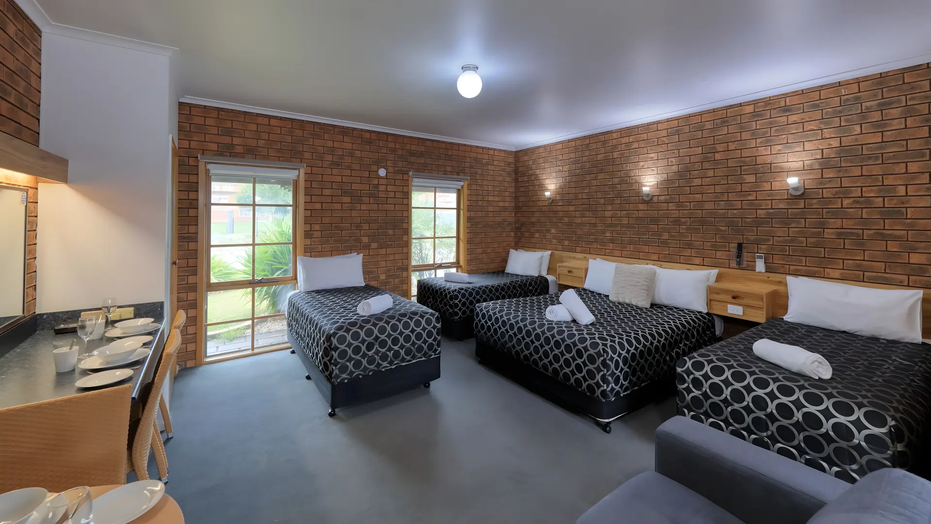 The Cottage Motor Inn