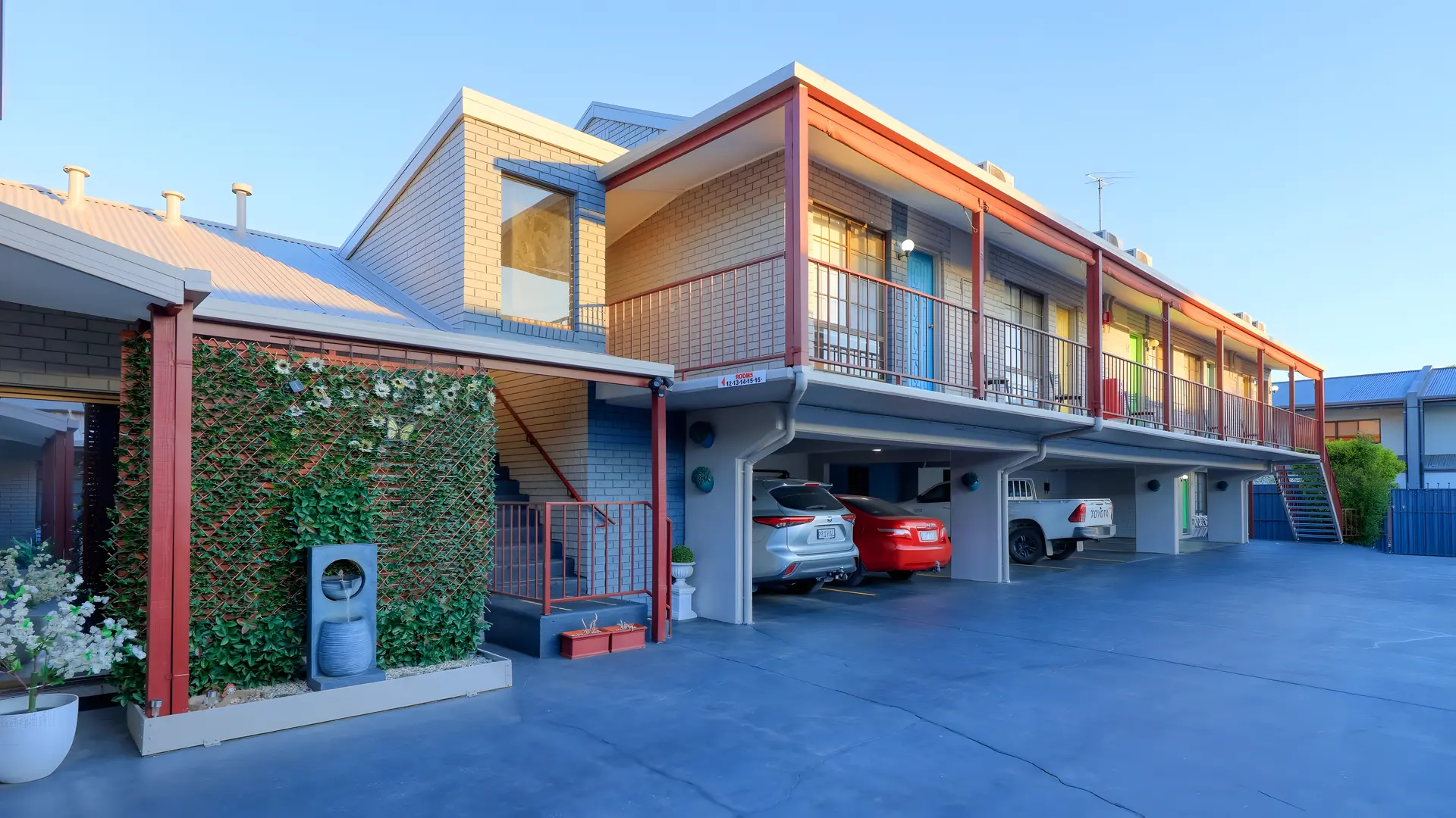 The Cottage Motor Inn
