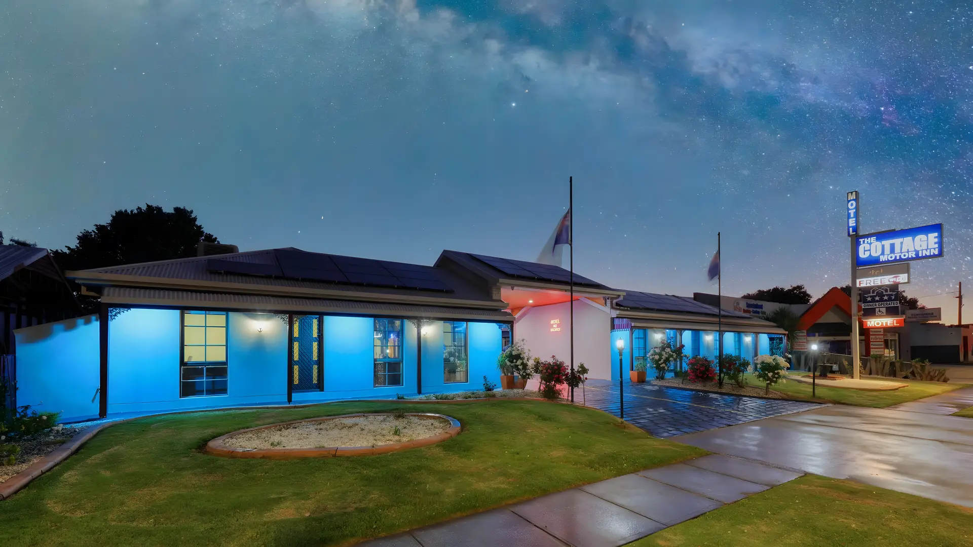 The Cottage Motor Inn
