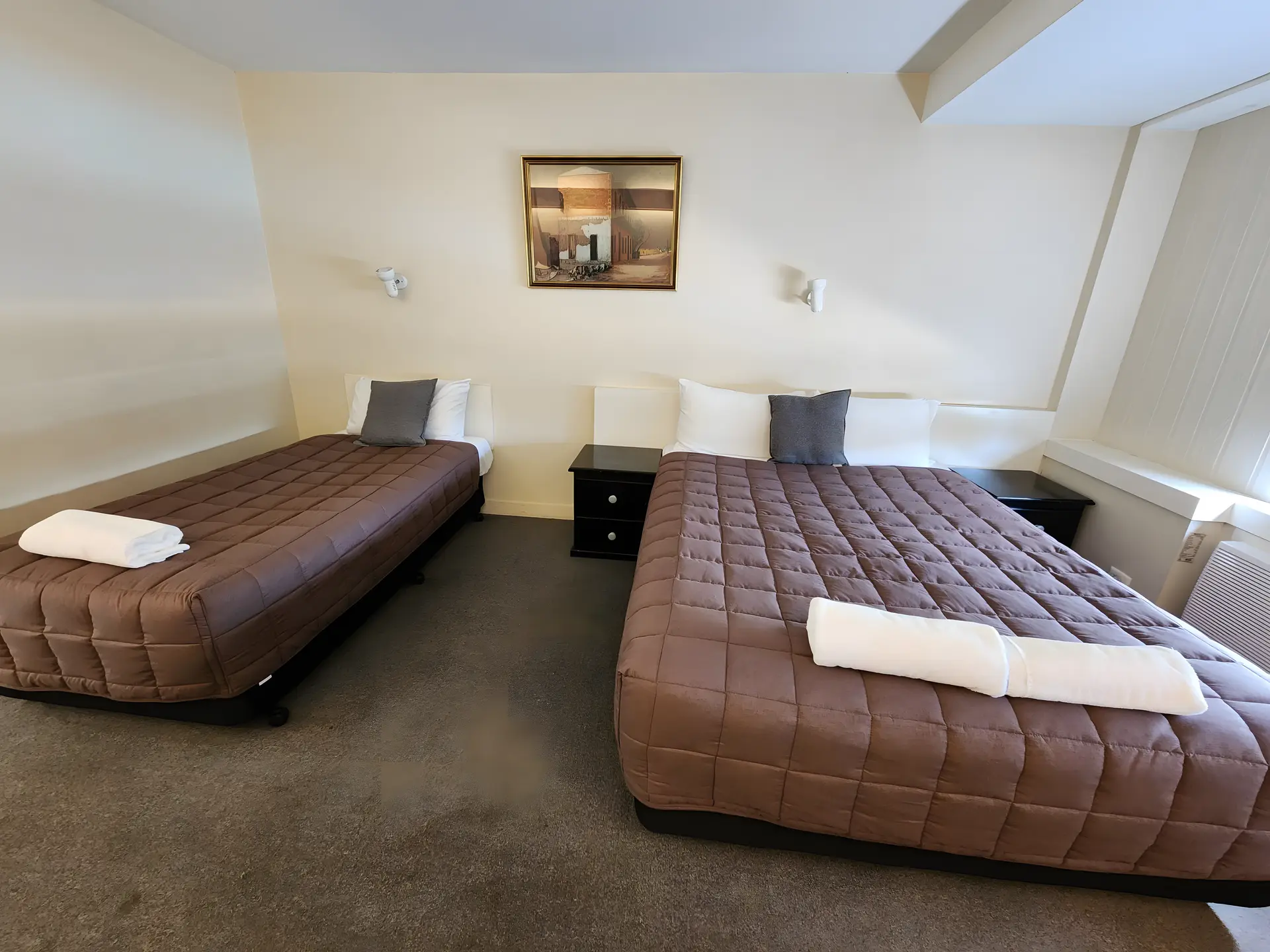 Economy Twin Room
