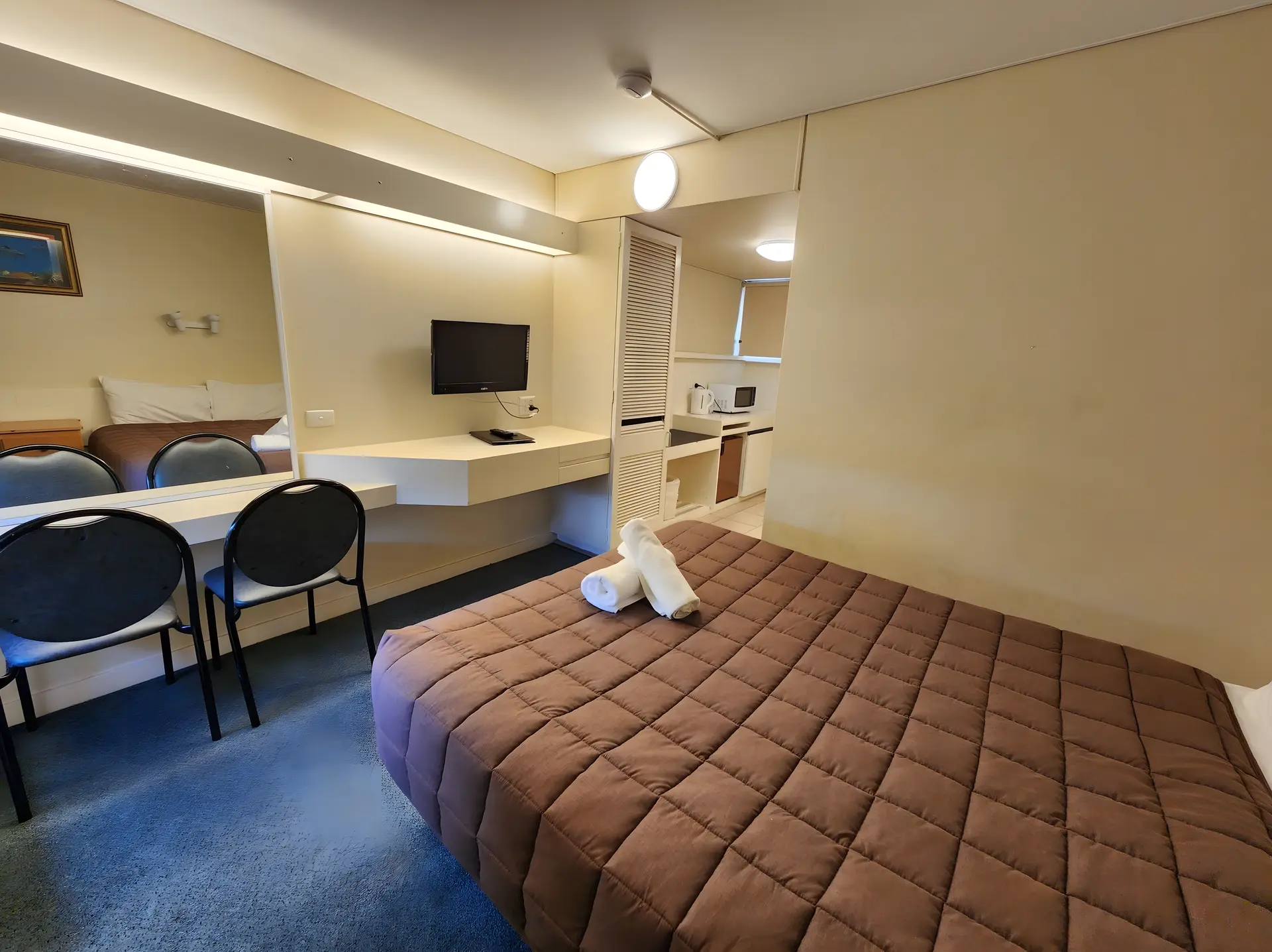 Economy Twin Room