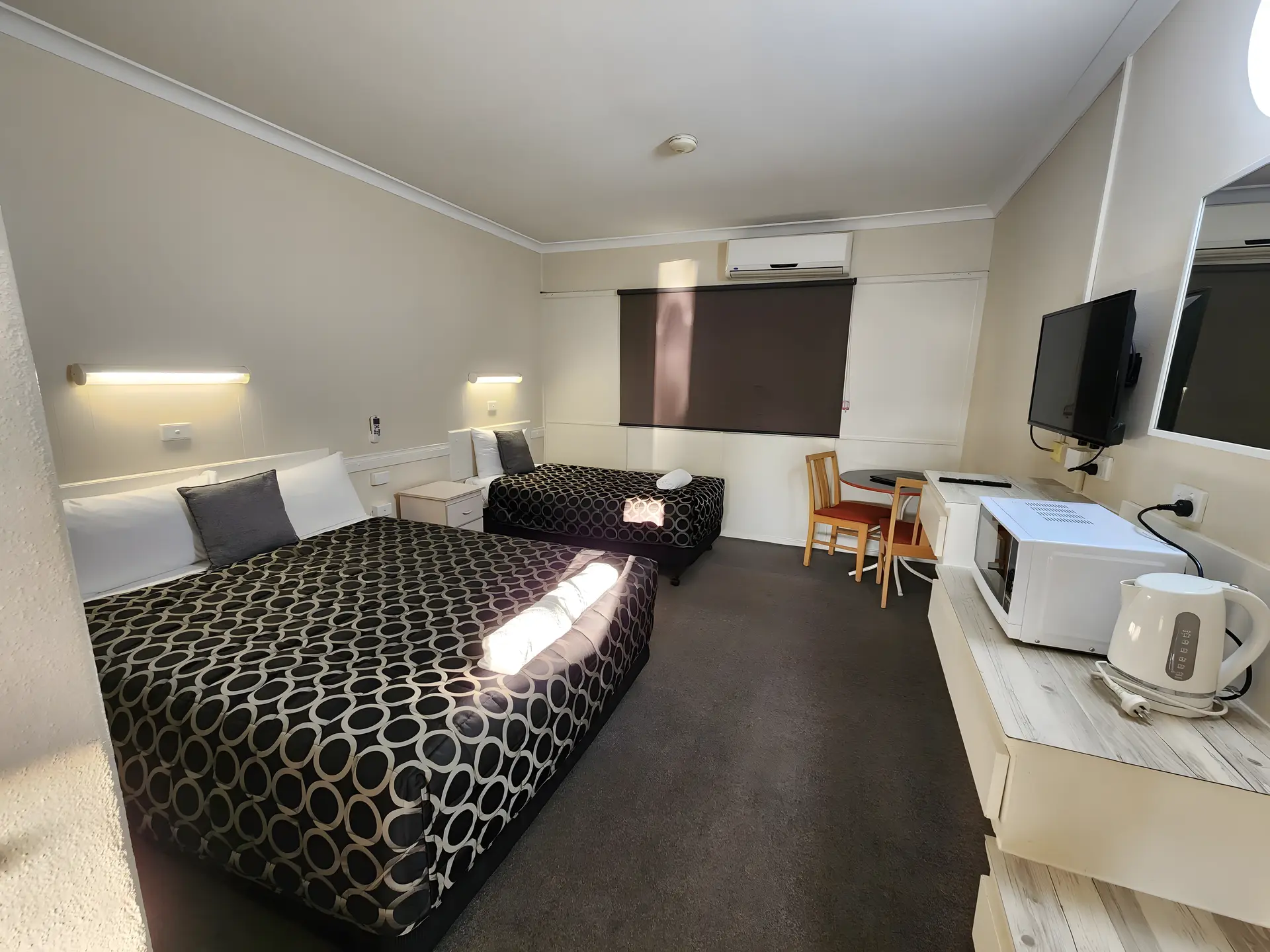 Deluxe Twin Room - Ground Floor