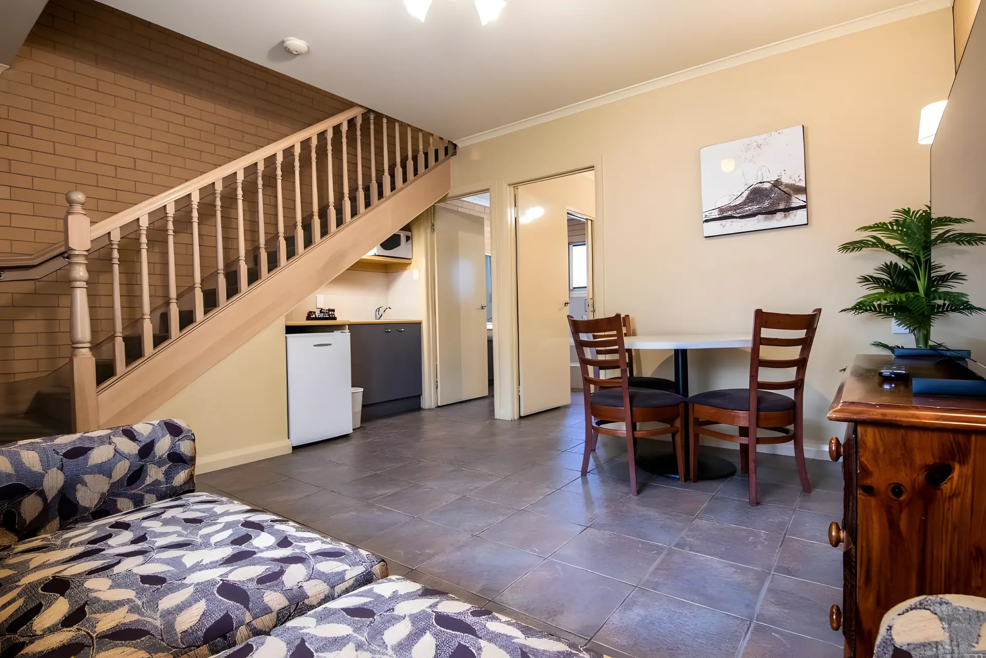albury georgian motel and suites