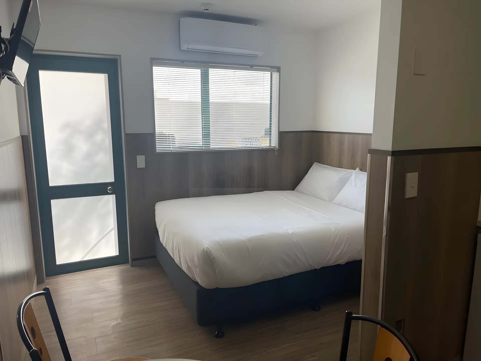 Studio Accessibility with Kitchenette Room
