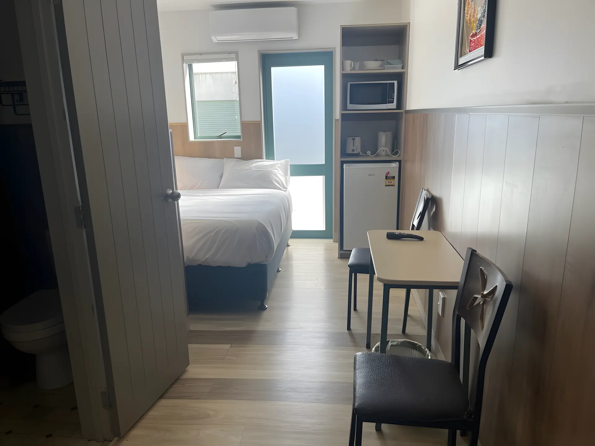Double Room with Private Bathroom/Balcony Room