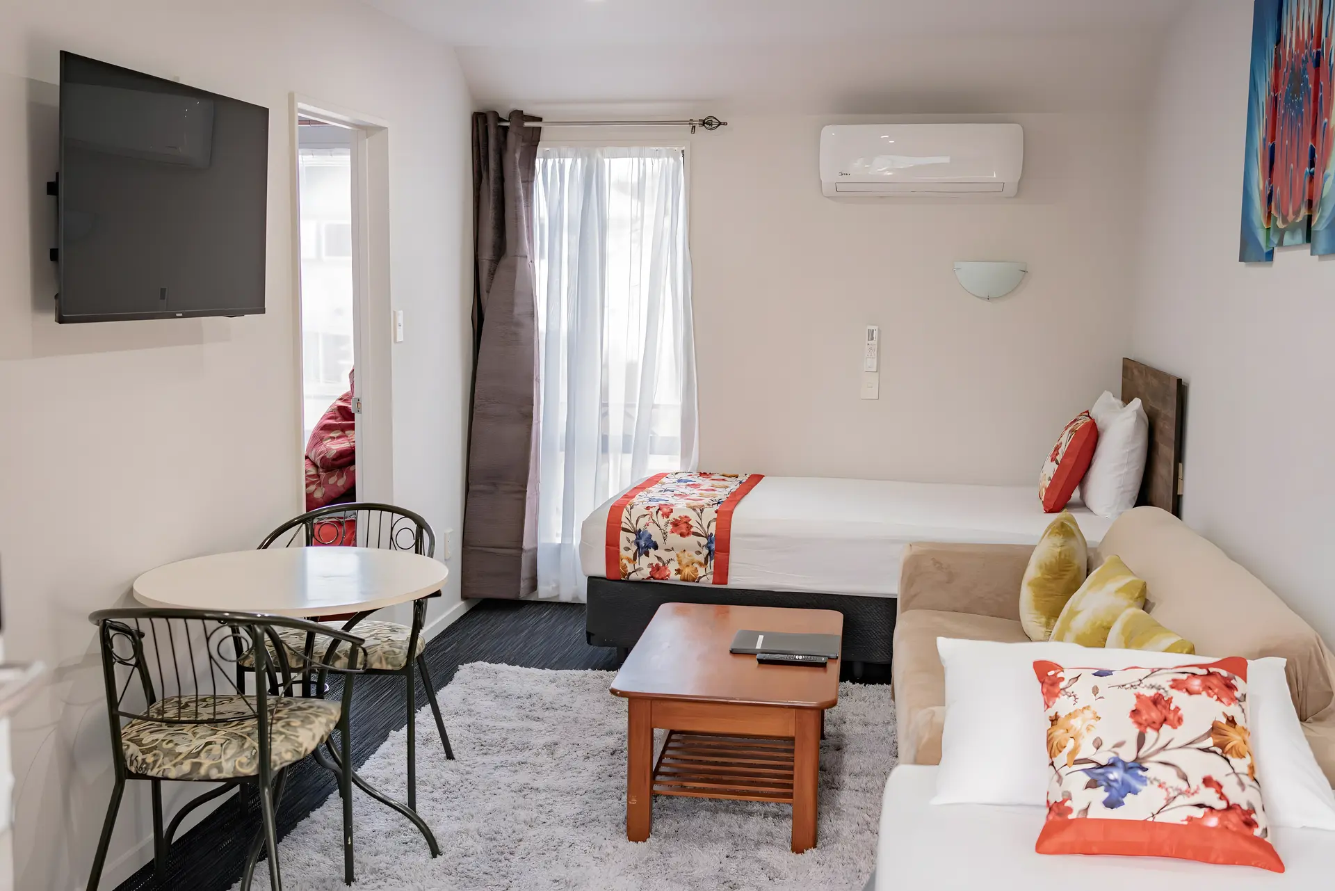 Deluxe Quad Room - 4 Single Beds