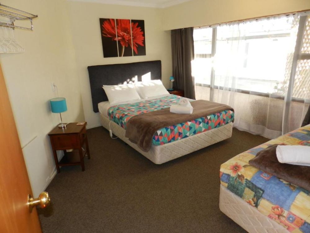 Spacious Ground Floor Apartment