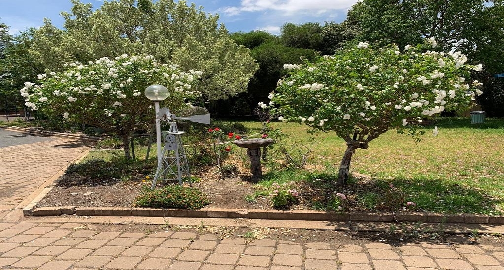 Orana Windmill Motel