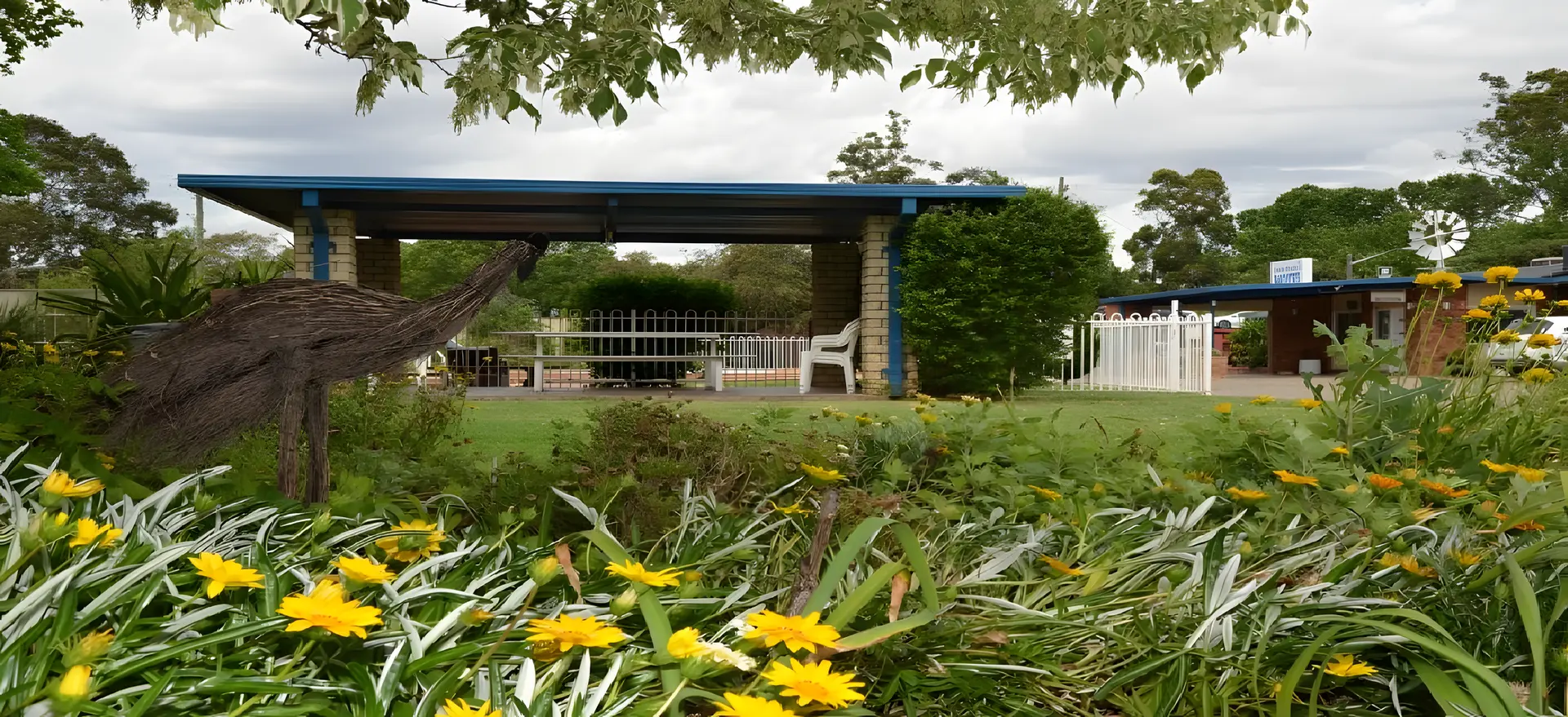 Orana Windmill Motel