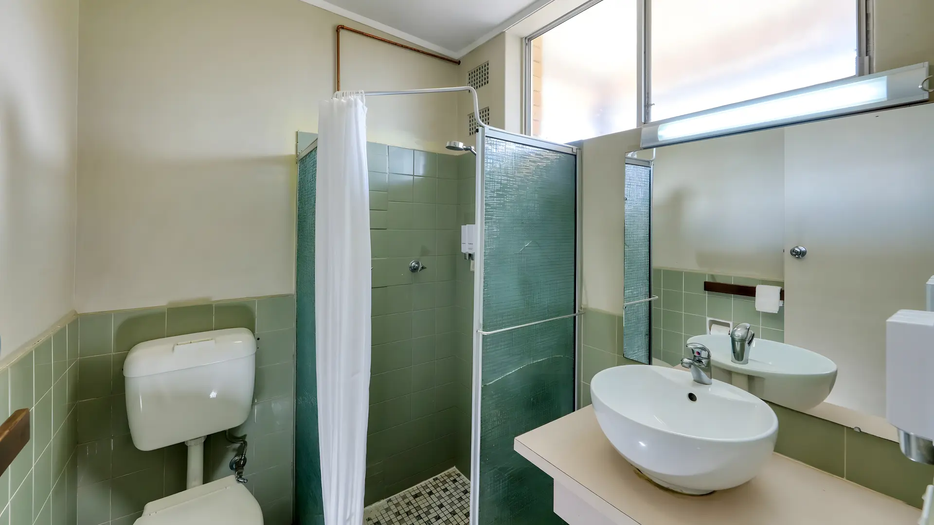 Delux Queen Room