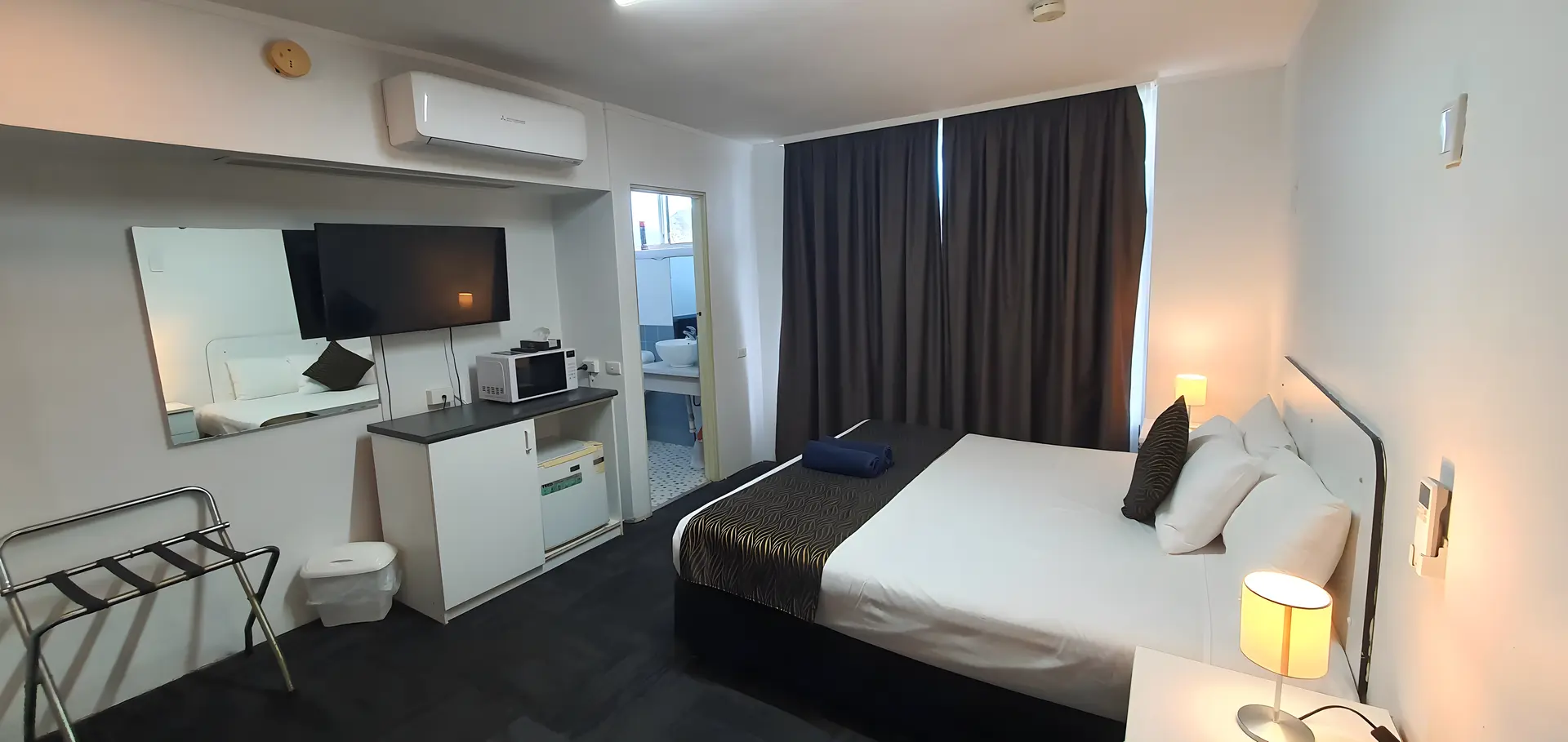 Delux King Room
