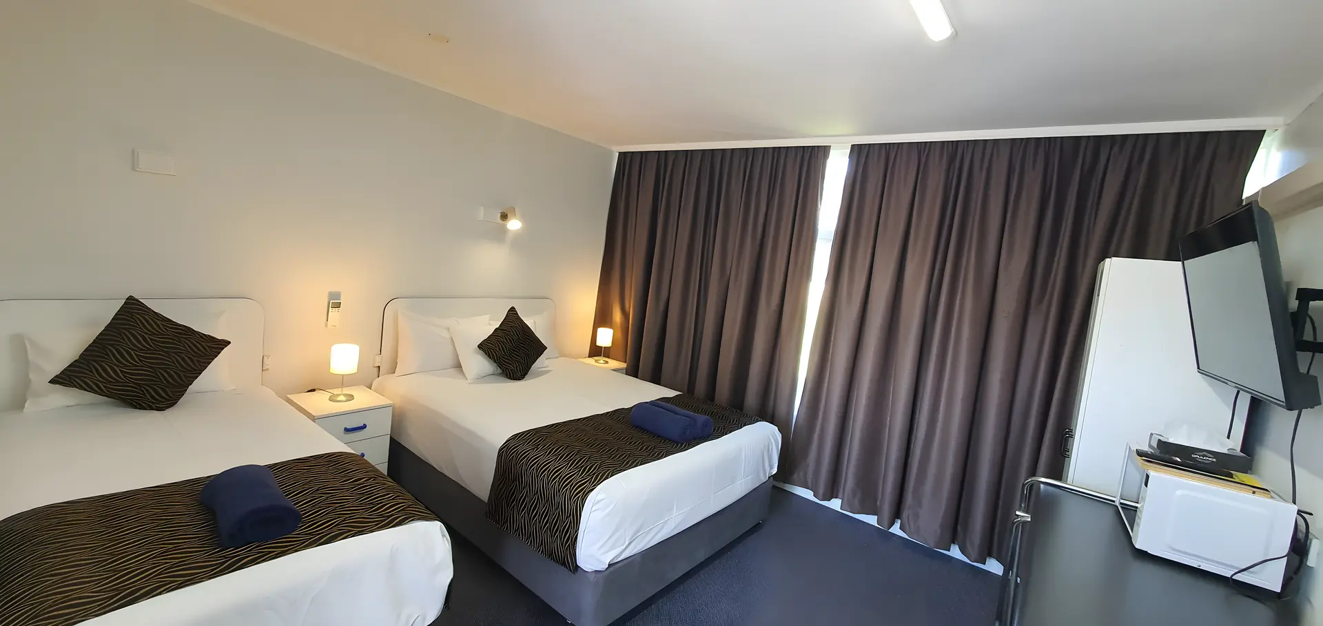 Delux Twin Room