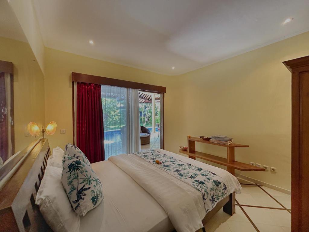 Three-Bedroom Villa Yauda