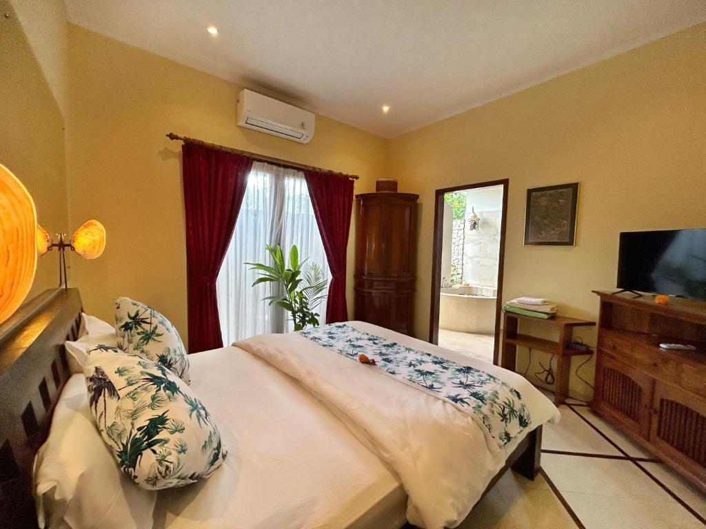 Three-Bedroom Villa Yauda