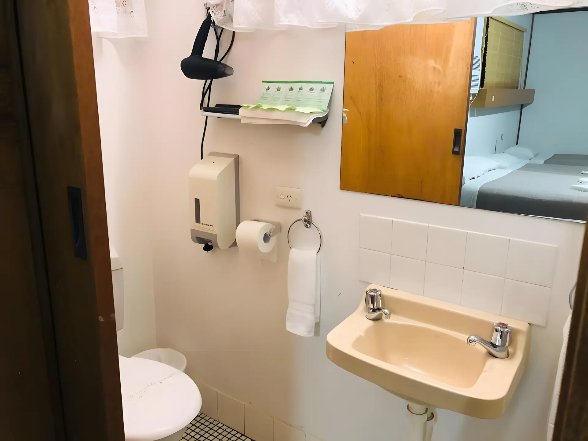 Family 6 (1BR)