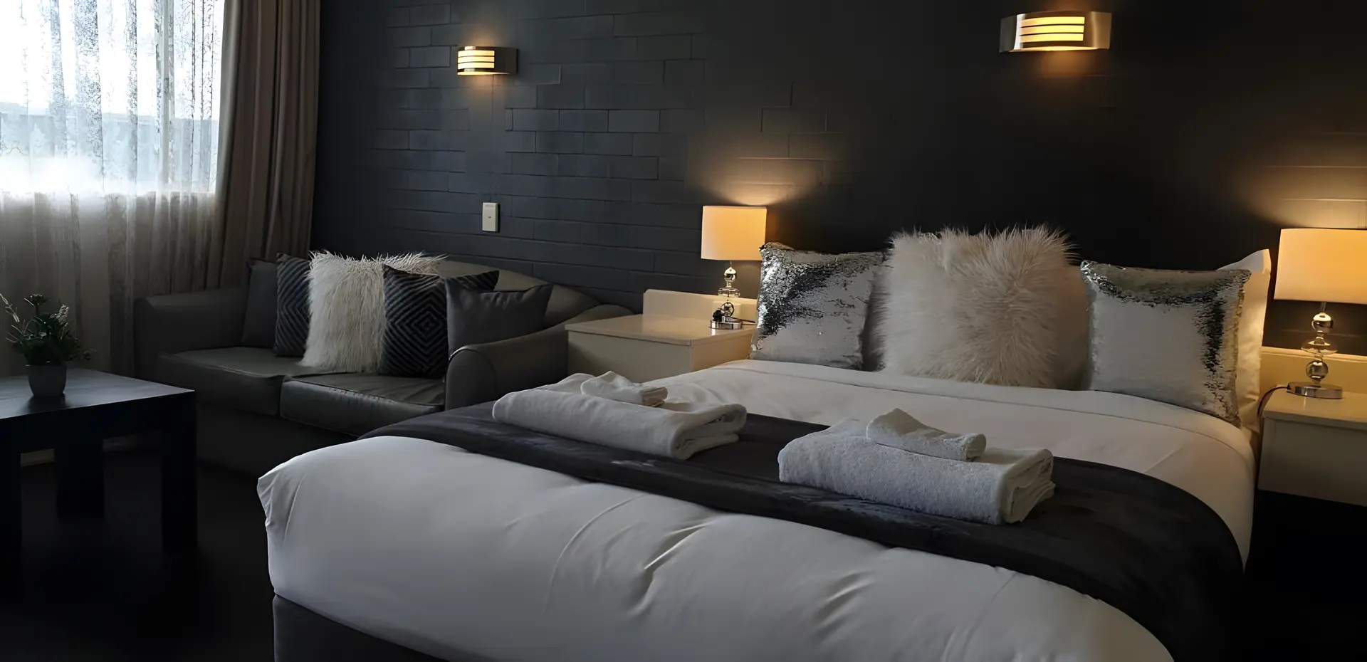 Deluxe Queen Room
