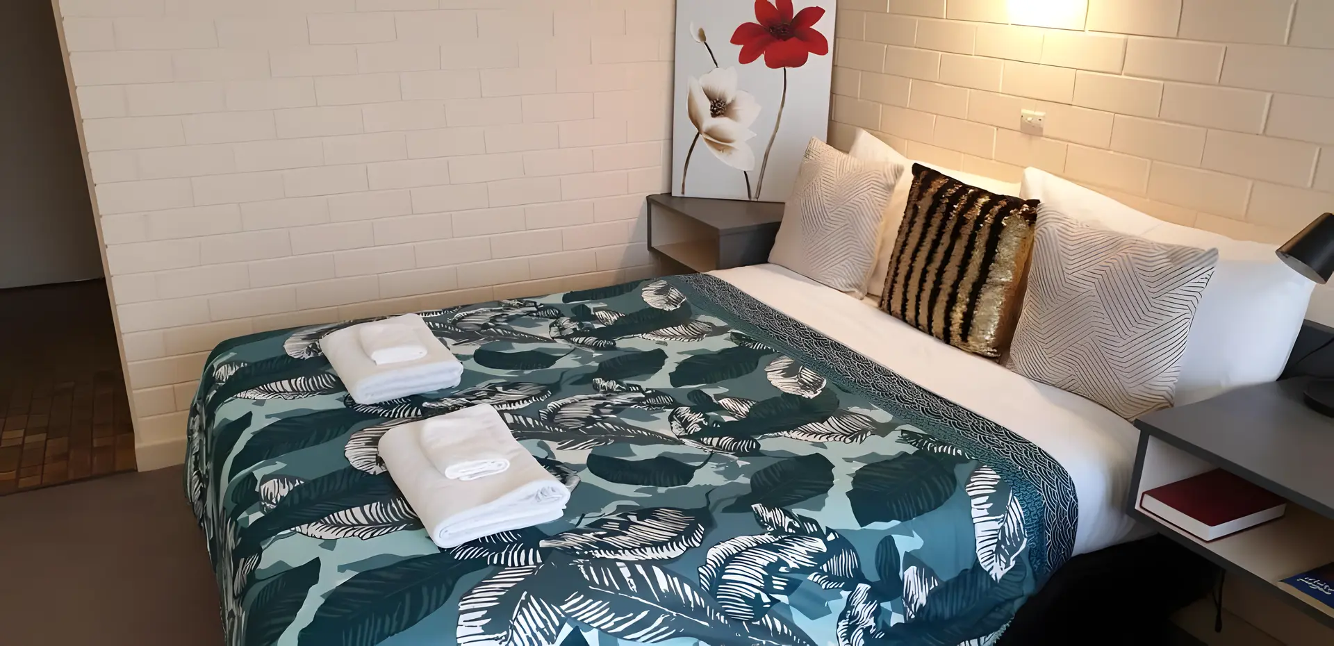 Executive Queen Room