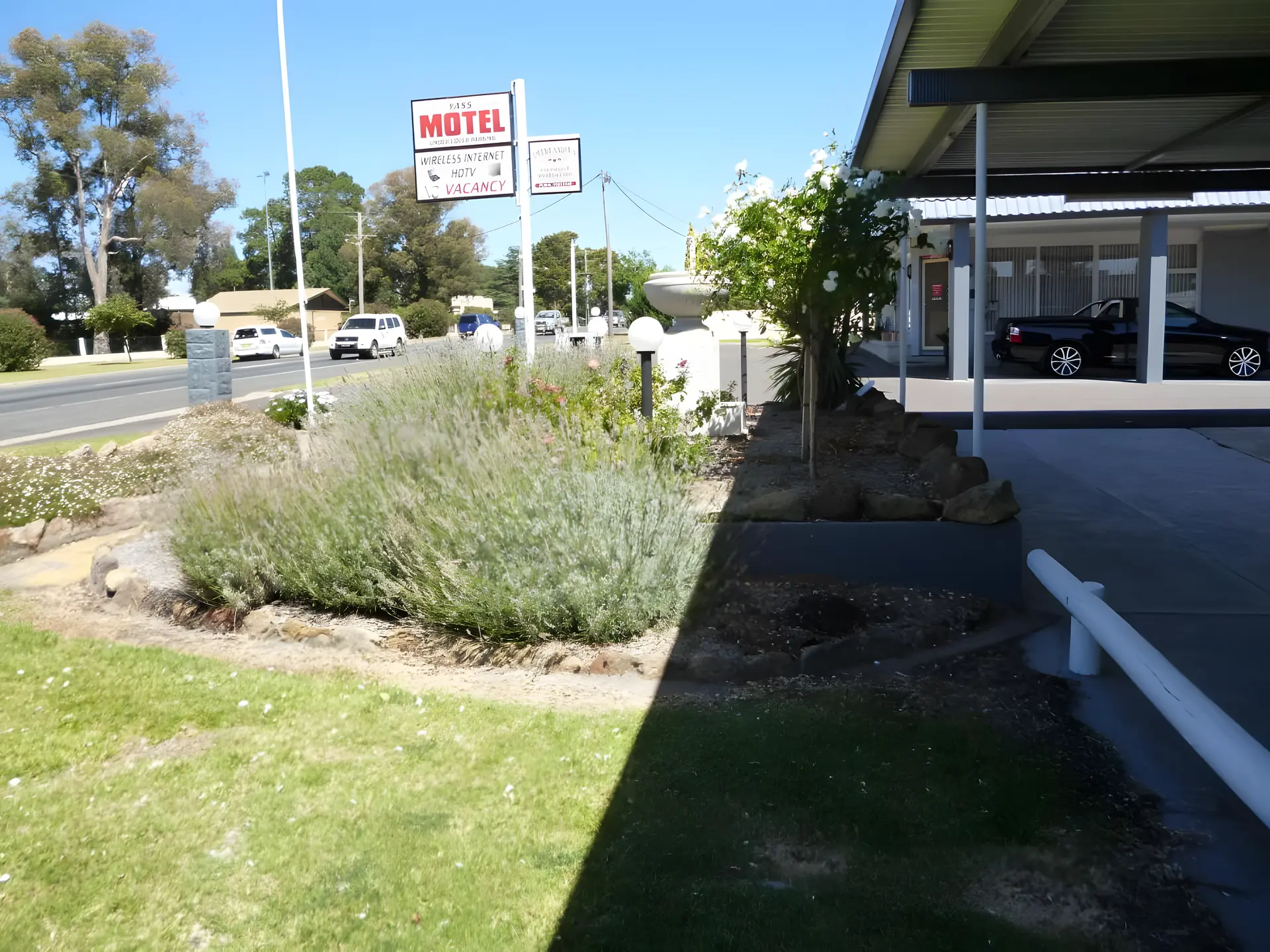 Yass Motel