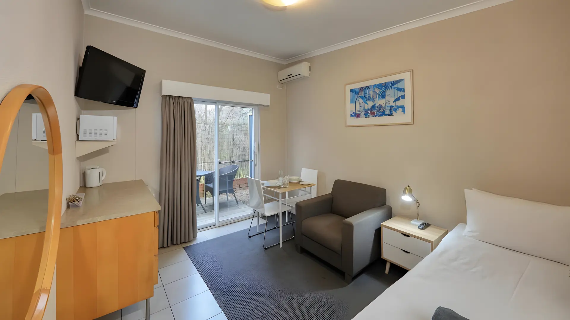 Hamilton Hume Motor Inn
