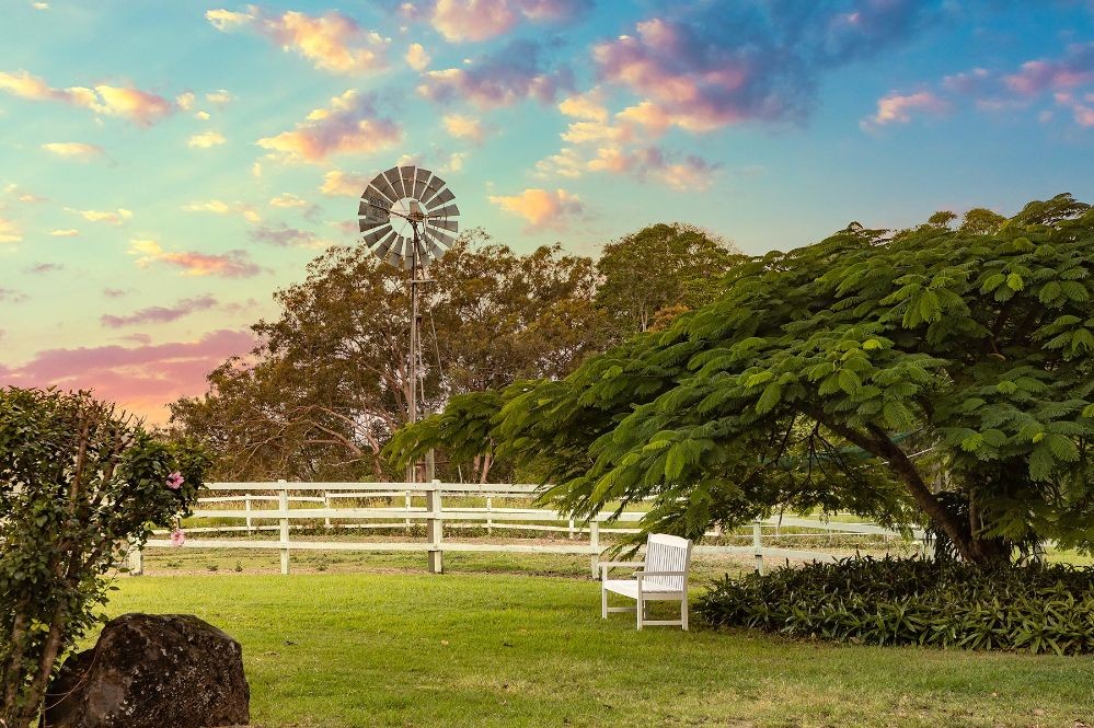 Rosecliffe Cottage - A Noosa Hinterland Farm Stay & Nature Retreat