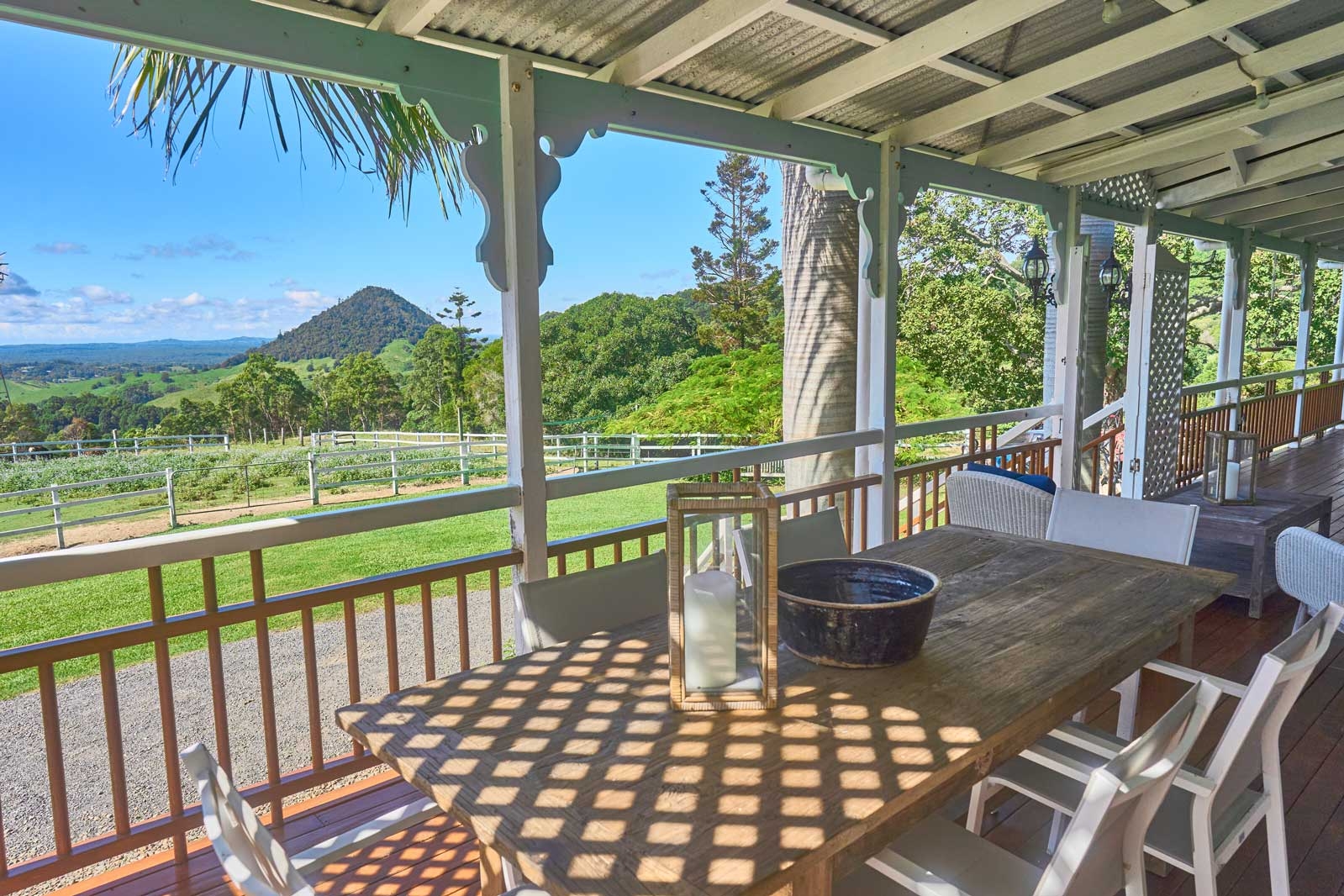 Rosecliffe Farmhouse - A Noosa Hinterland Farm Stay & Nature Retreat