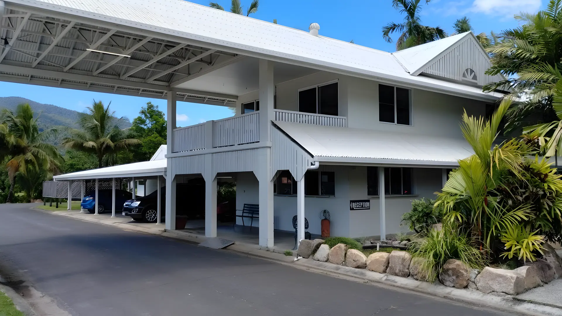 Tully Motel