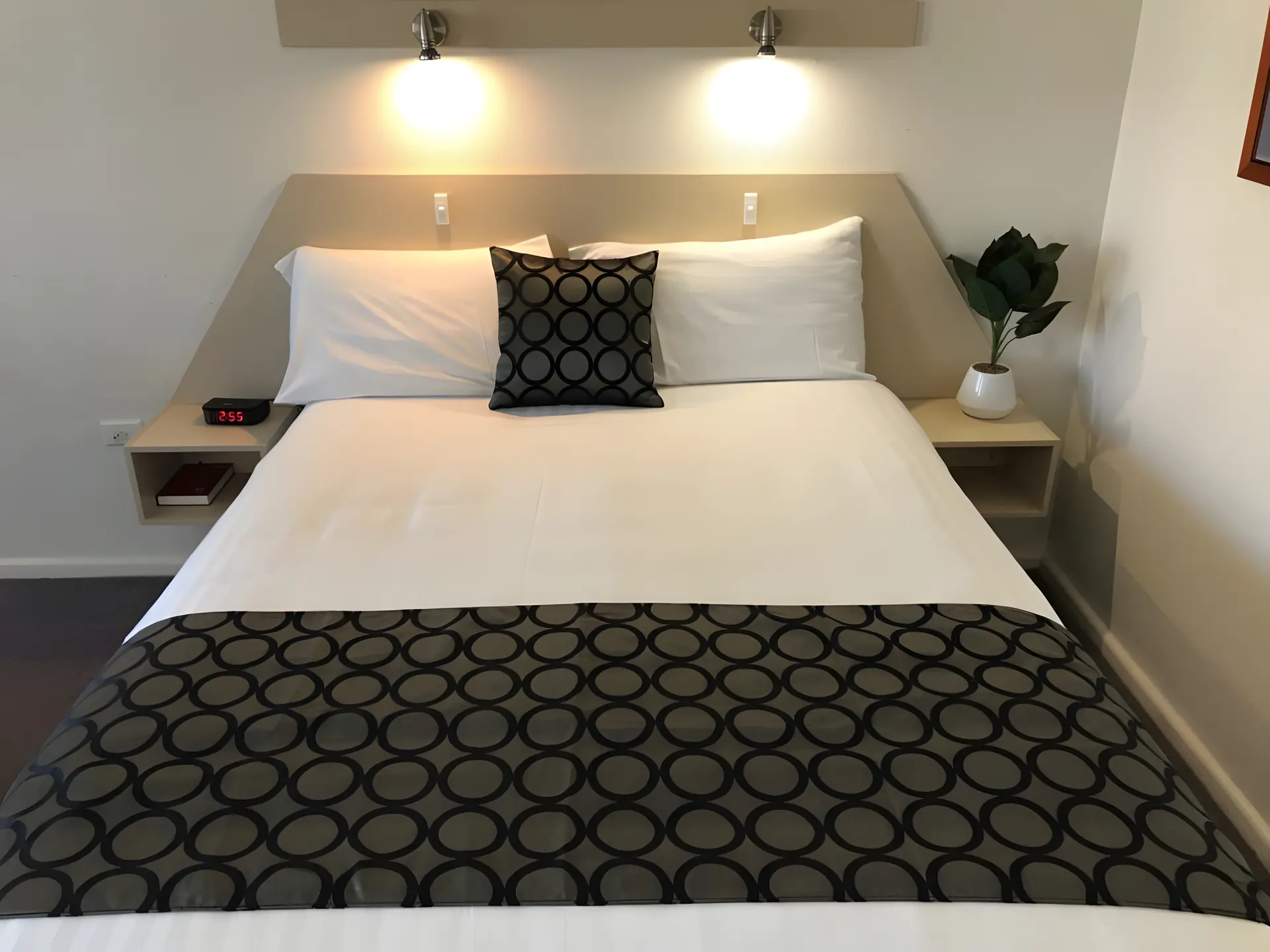 Budget Queen Room