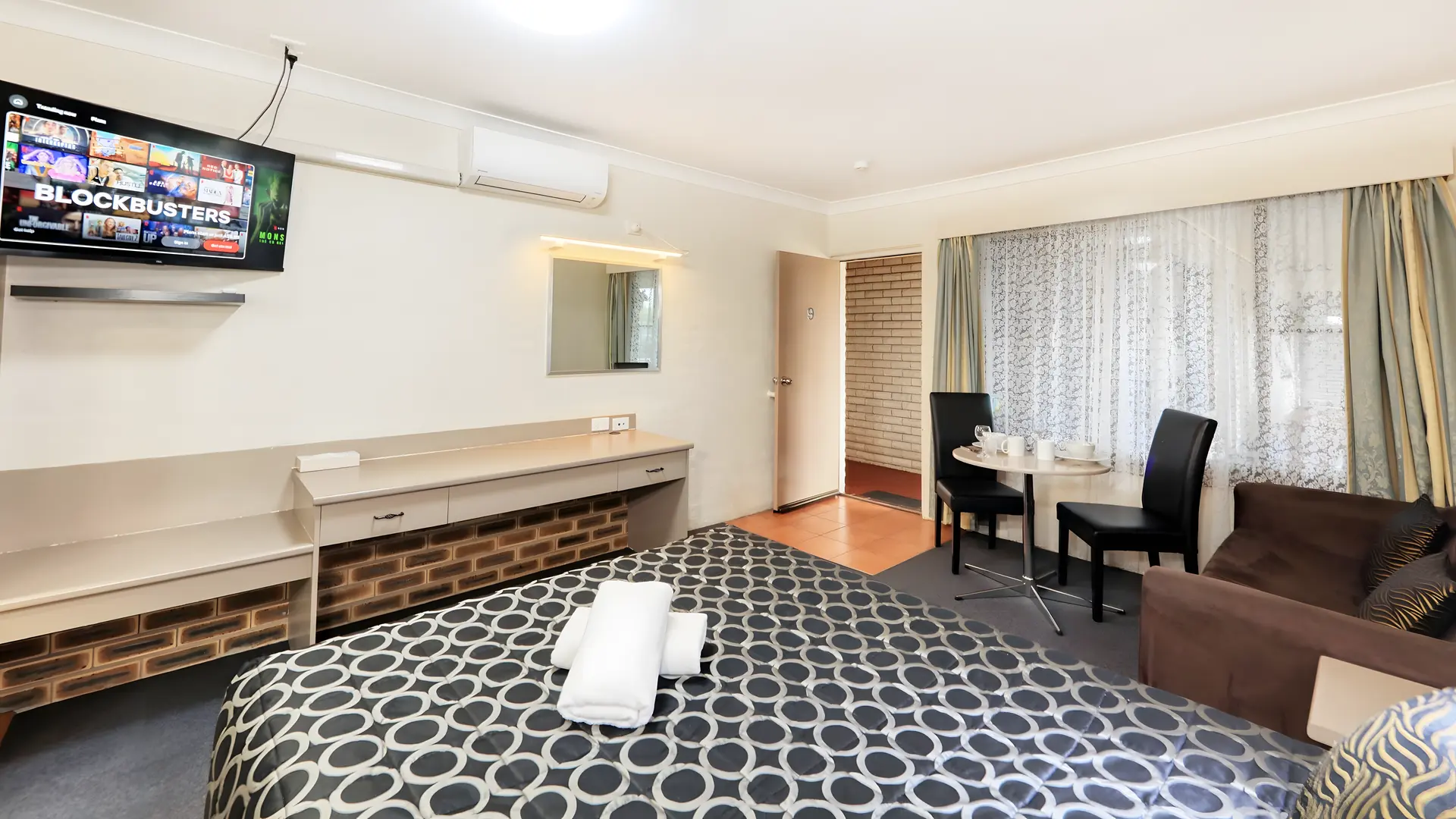 Executive Room