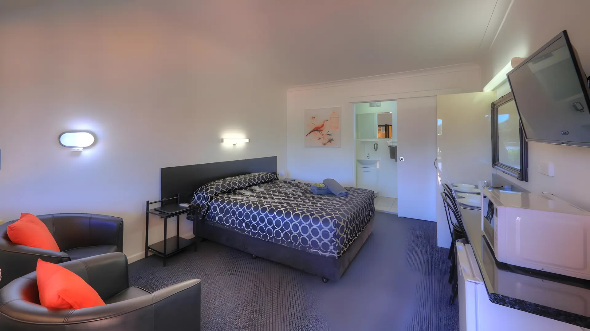Twin Swans Motel