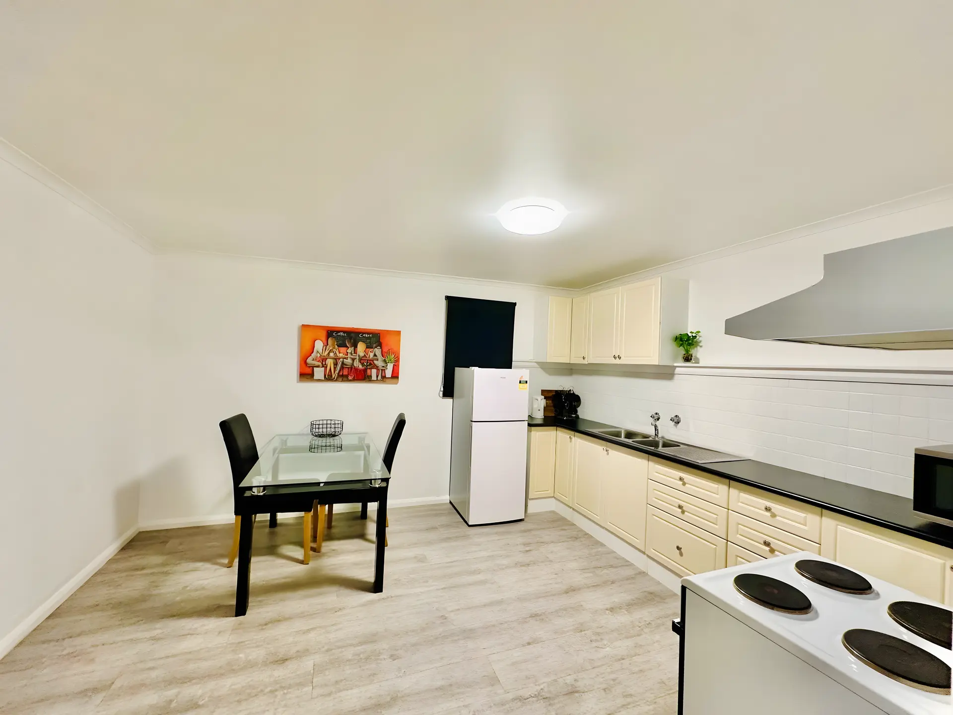 One Bedroom Self Contained Cottage