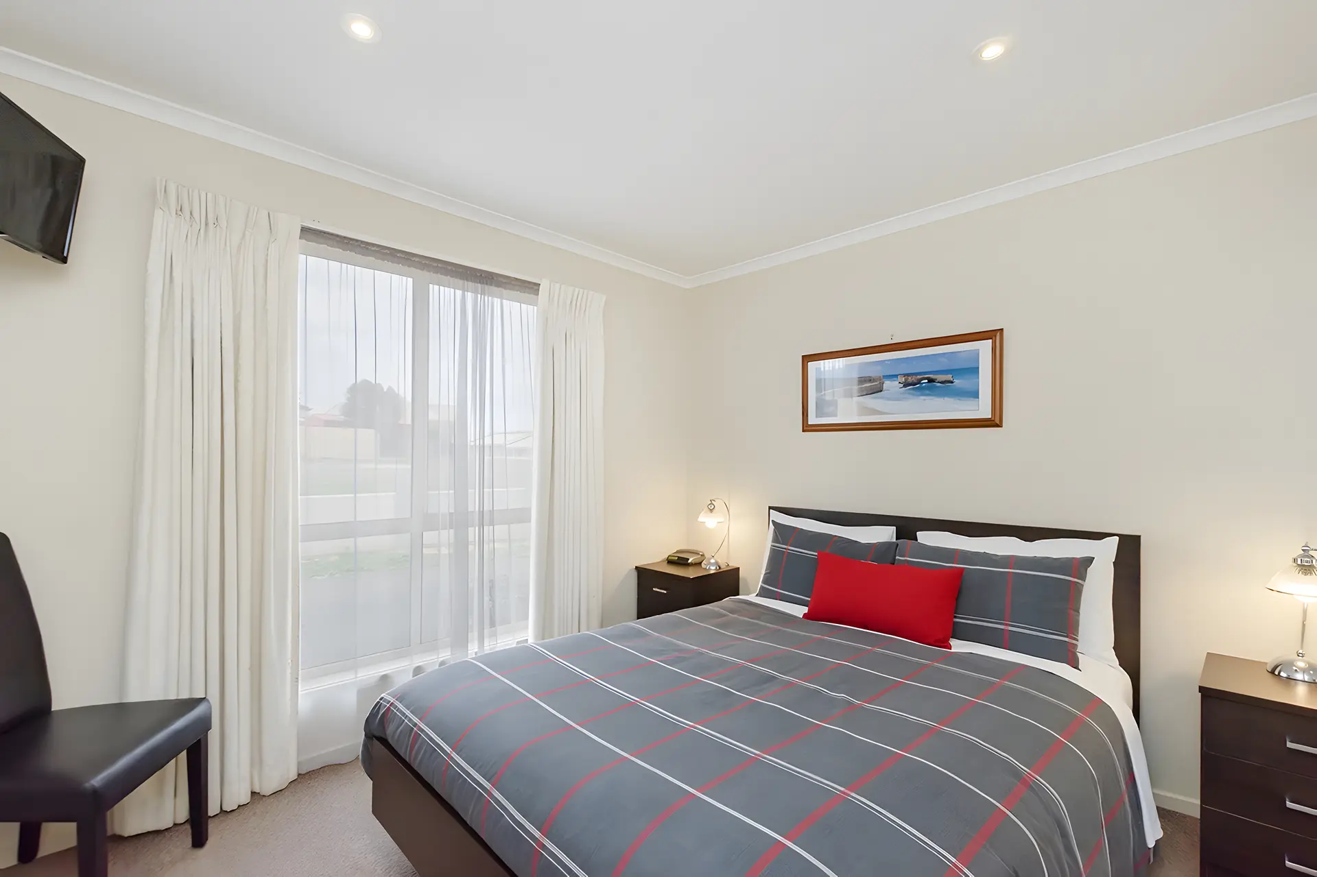 Victoria Lodge Motor Inn & Apartments